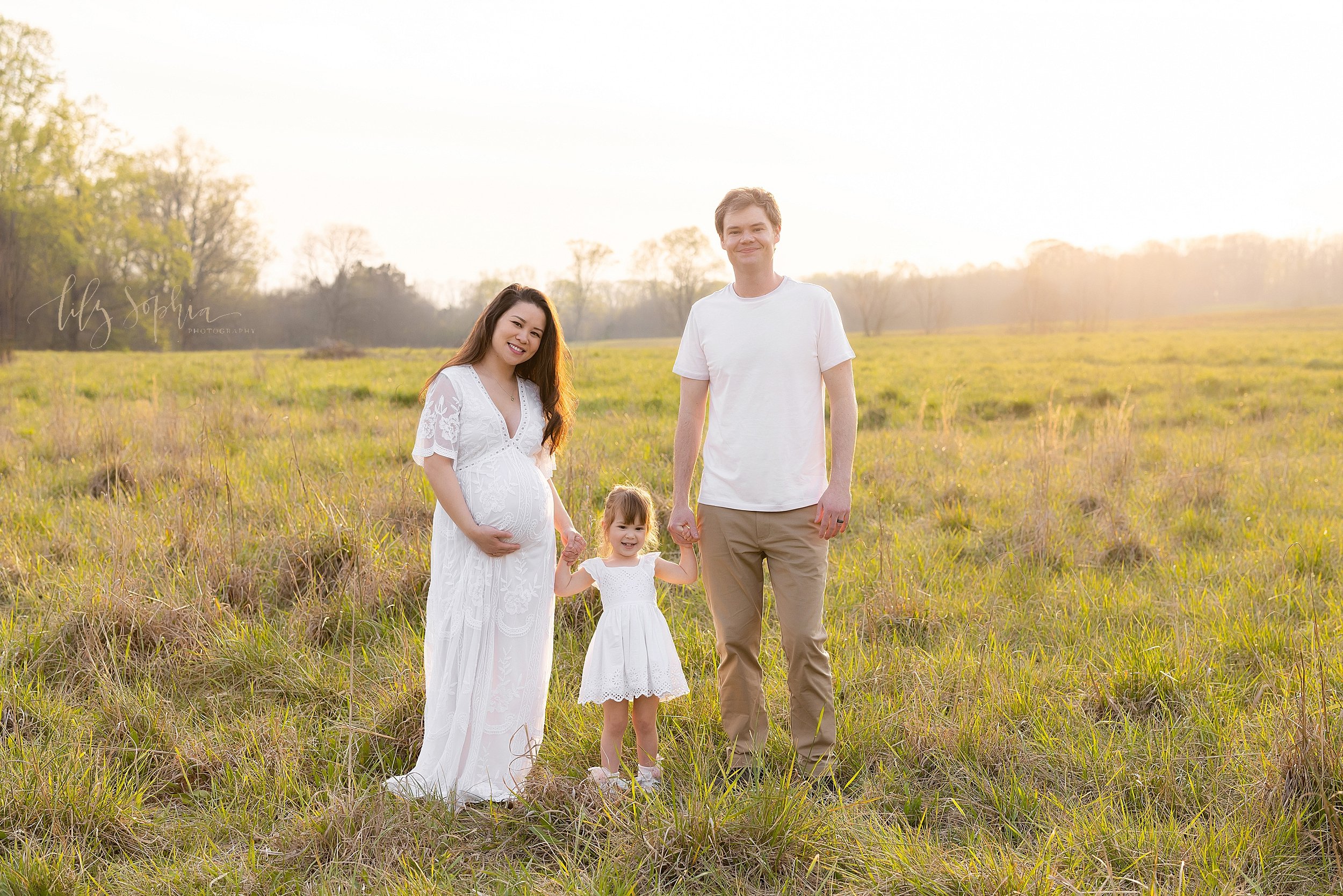 intown-atlanta-grant-park-kirkwood-family-outdoor-sunset-field-maternity-photos-expecting-baby-boy_0021.jpg