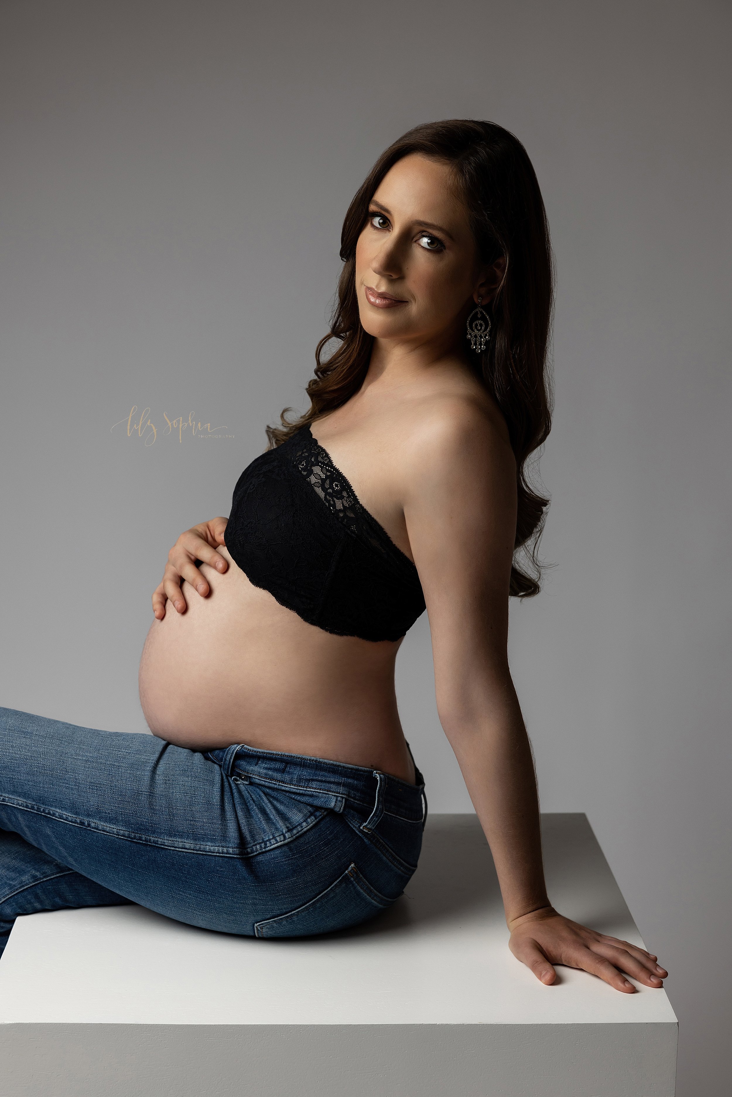intown-atlanta-grant-park-kirkwood-decatur-modern-maternity-studio-fine-art-fashion-portraits-pregnancy-bodysuit-photos_0249.jpg
