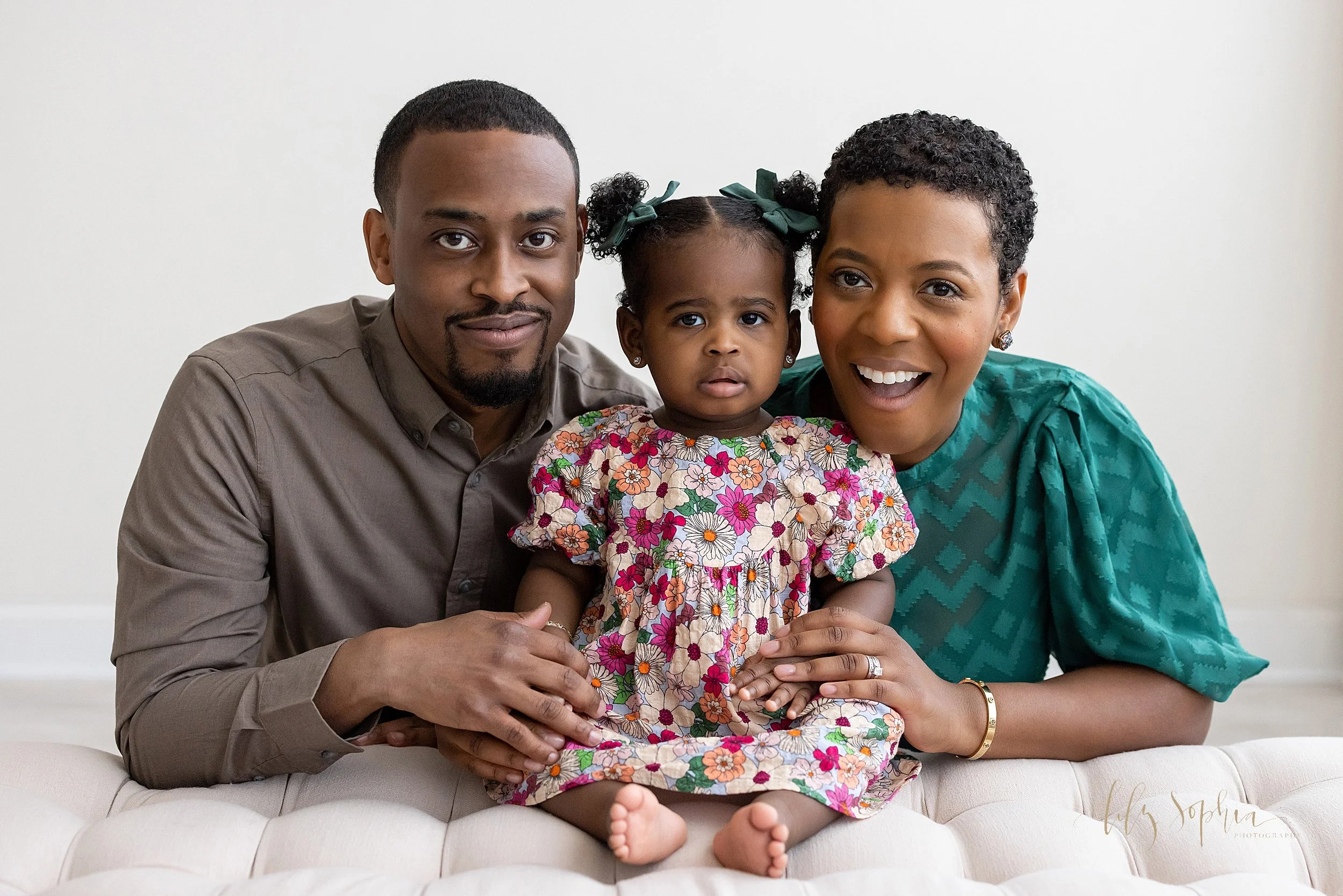 intown-atlanta-grant-park-kirkwood-decatur-tucker-marietta-east-cobb-black-family-studio-photos-first-birthday-baby-girl-cake-smash_0363.jpg