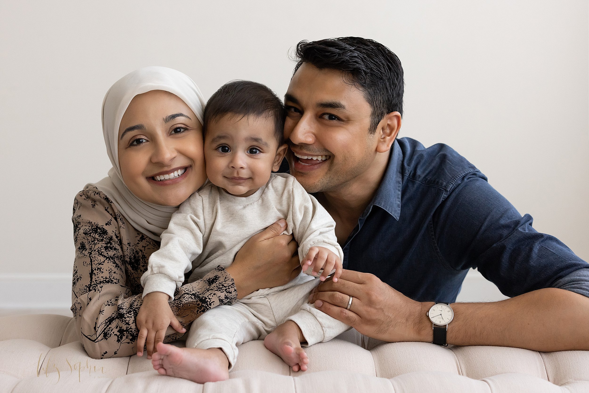 intown-atlanta-grant-park-kirkwood-decatur-morningside-muslim-family-pictures-baby-boy-sitting-milestone-studio-portraits_0791.jpg