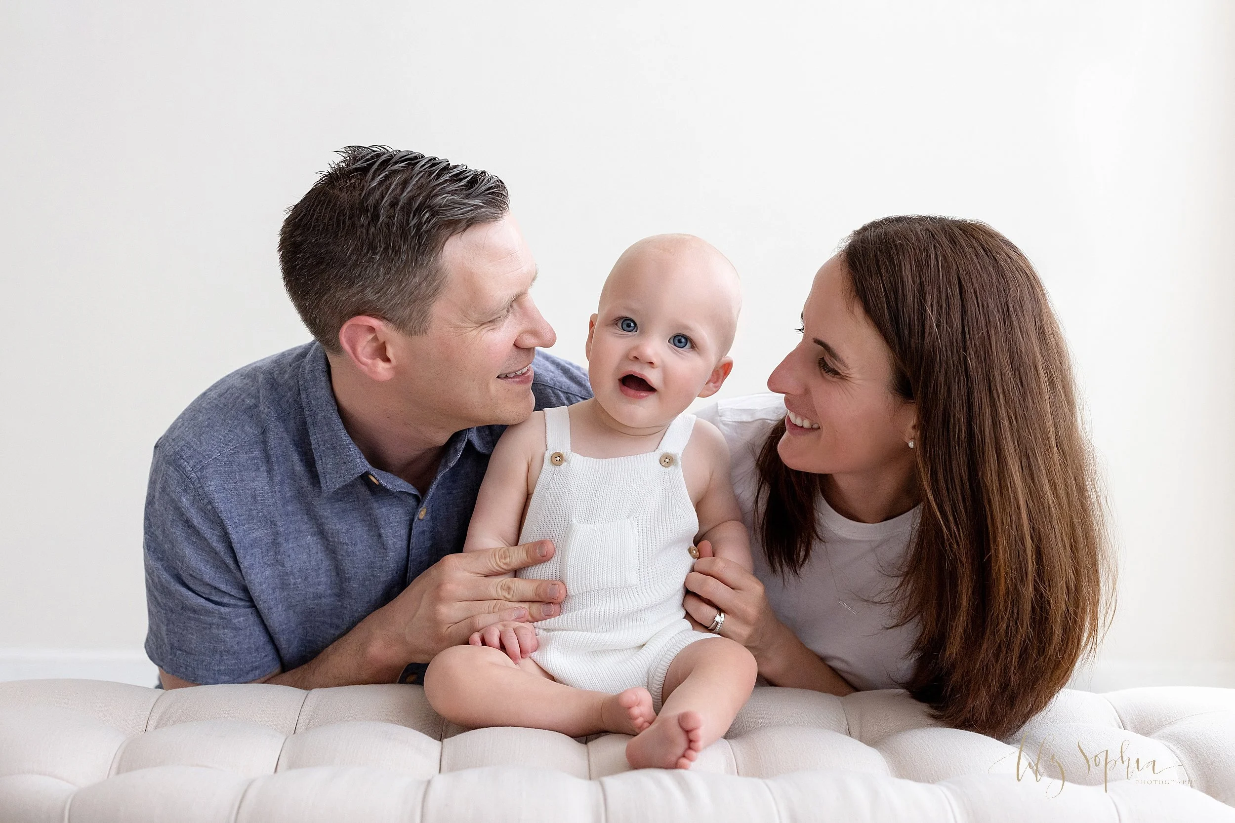 intown-atlanta-grant-park-kirkwood-decatur-buckhead-brookhaven-studio-first-birthday-baby-boy-smash-cake-family-photos_0940.jpg