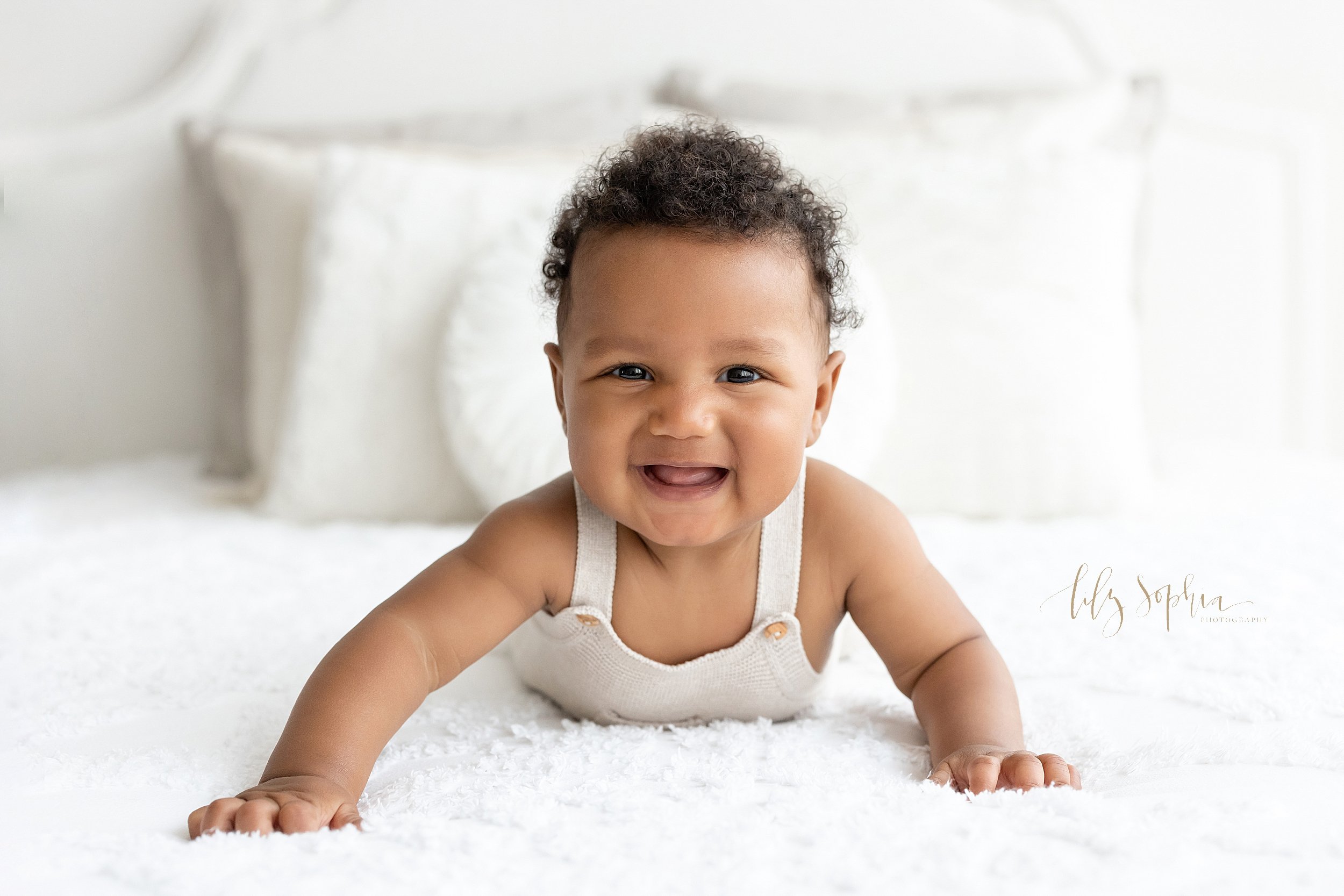 intown-atlanta-grant-park-kirkwood-decatur-smyrna-baby-boy-six-month-milestone-sitting-family-studio-photos_1404.jpg