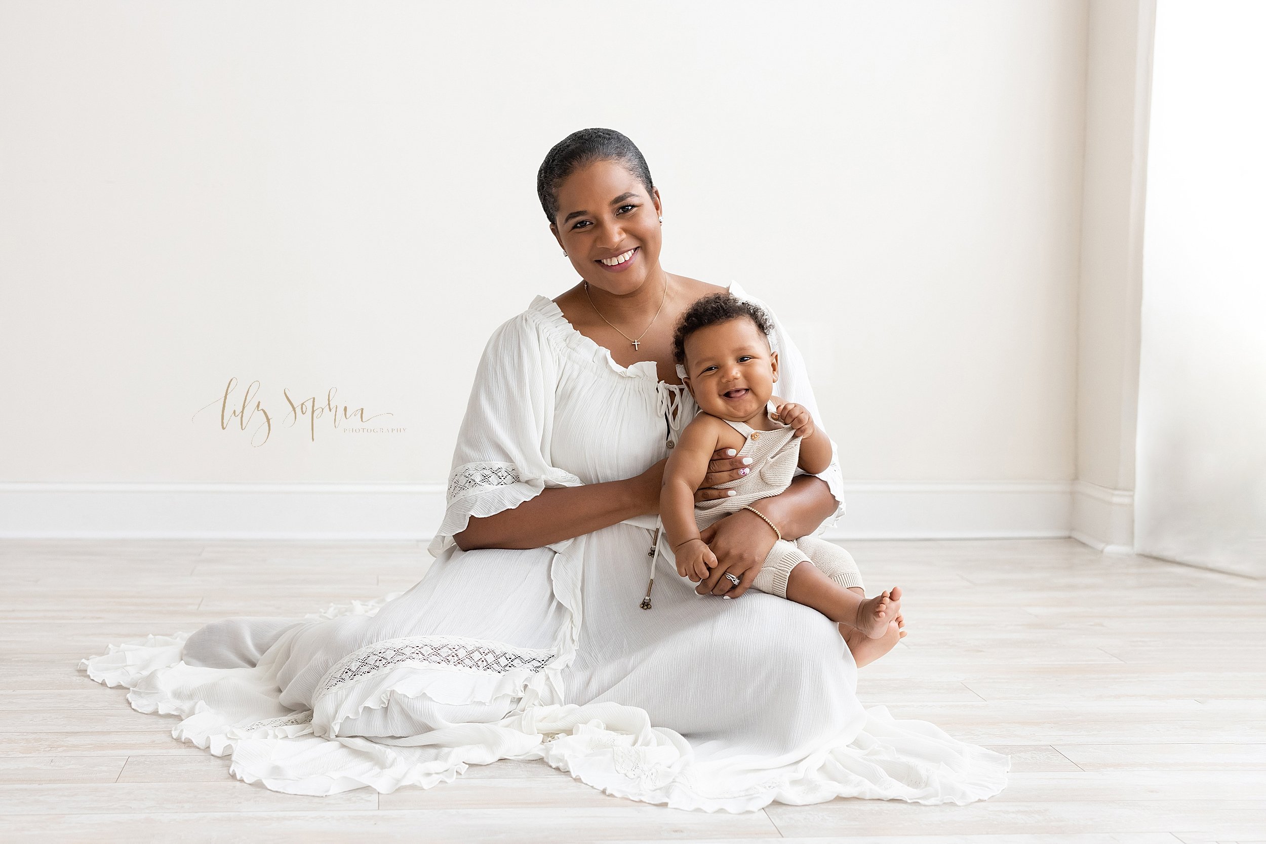 intown-atlanta-grant-park-kirkwood-decatur-smyrna-baby-boy-six-month-milestone-sitting-family-studio-photos_1416.jpg