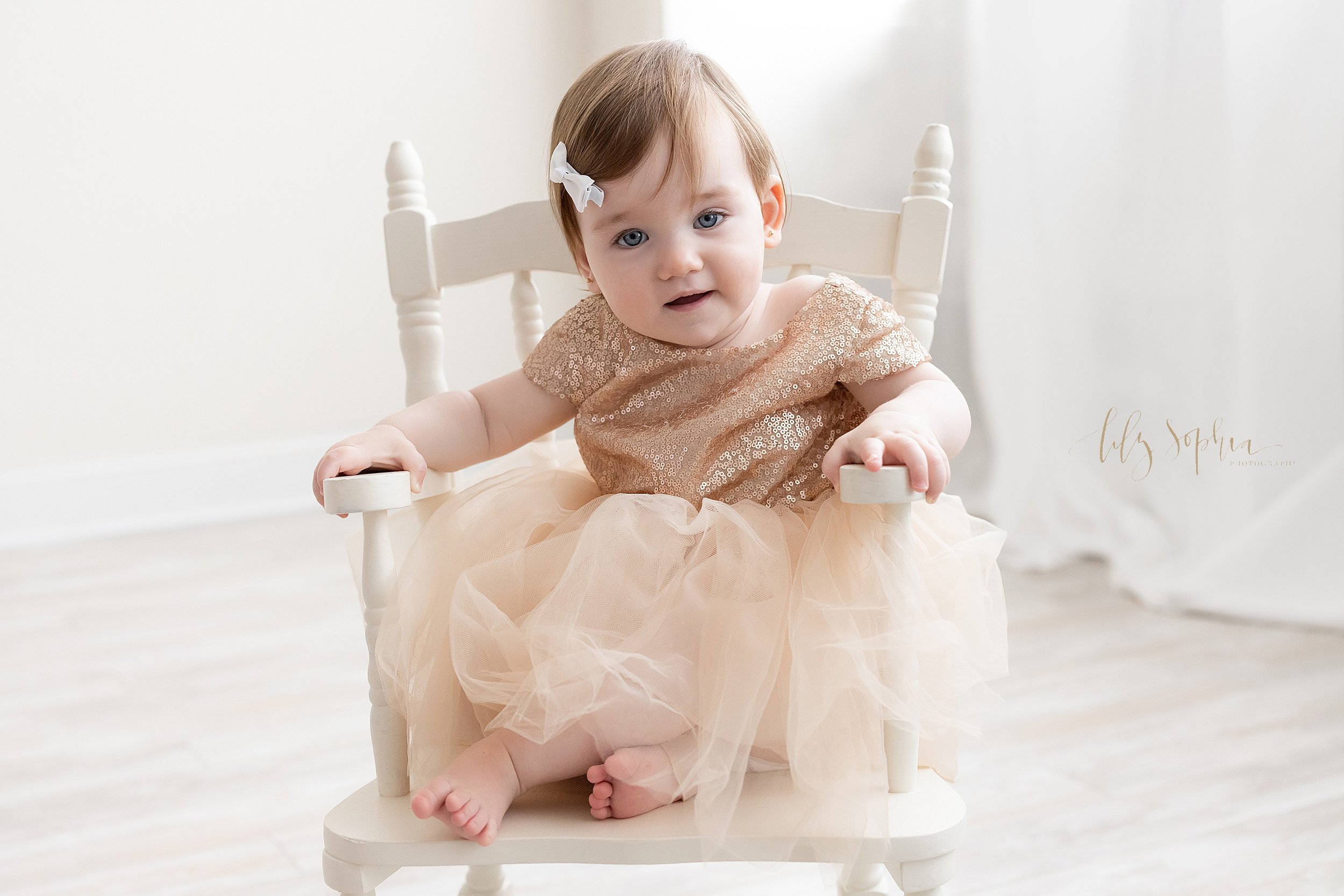 intown-atlanta-grant-park-buckhead-brookhaven-first-birthday-family-cake-smash-photoshoot_2118.jpg