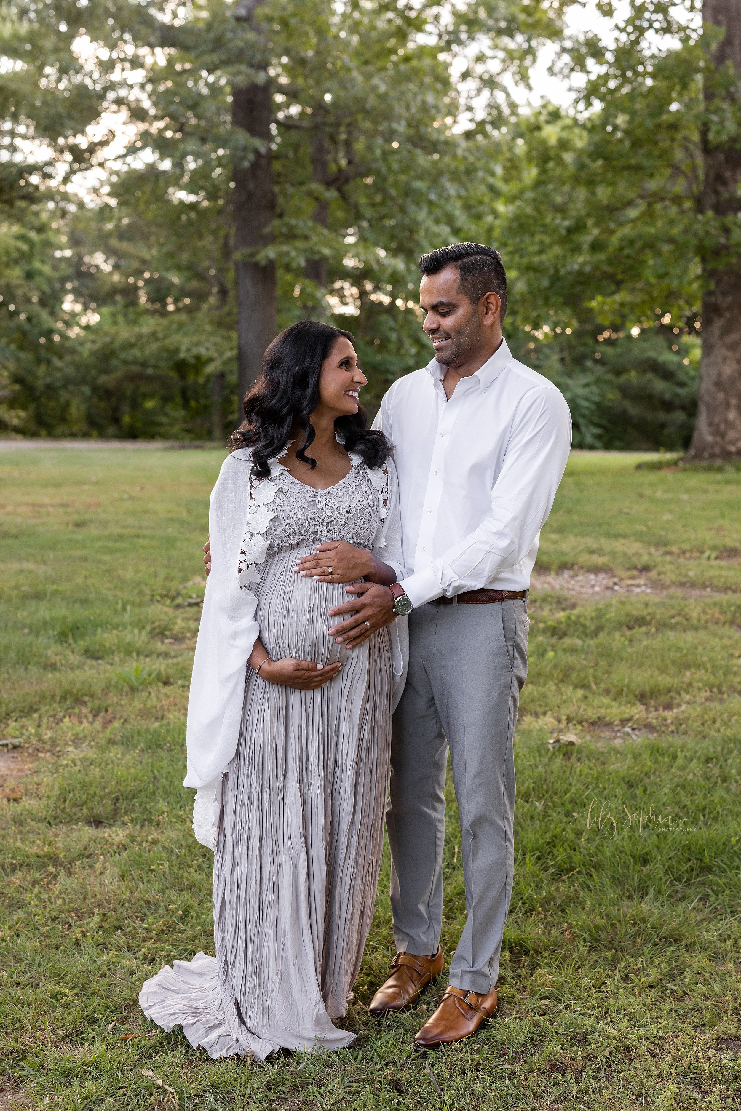 intown-atlanta-grant-park-decatur-oakhurst-couples-maternity-outdoor-photoshoot-baby-girl-pregnancy-indian_2732.jpg