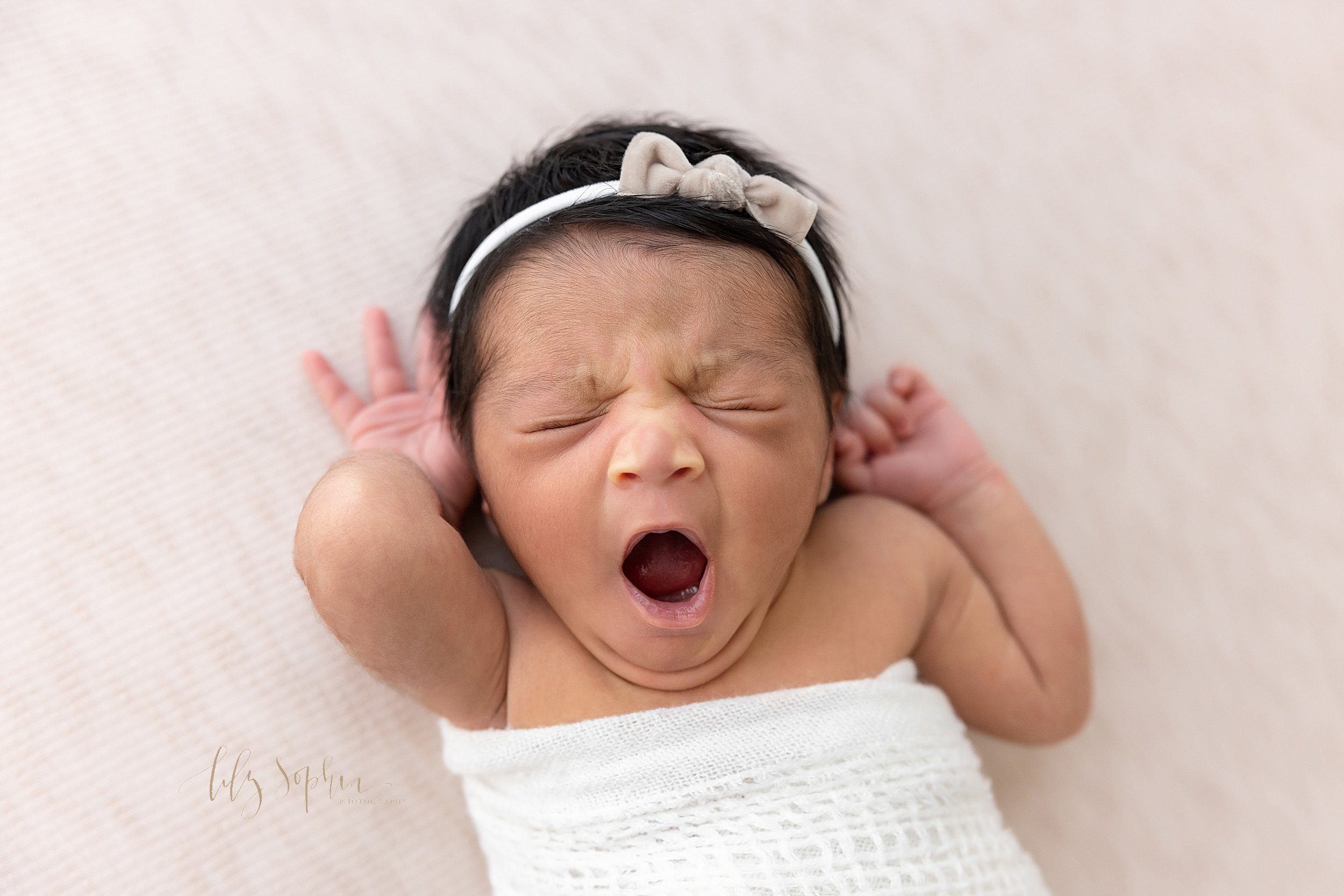 intown-atlanta-dunwoody-buckhead-studio-photos-newborn-baby-girl-indian-family_2923.jpg