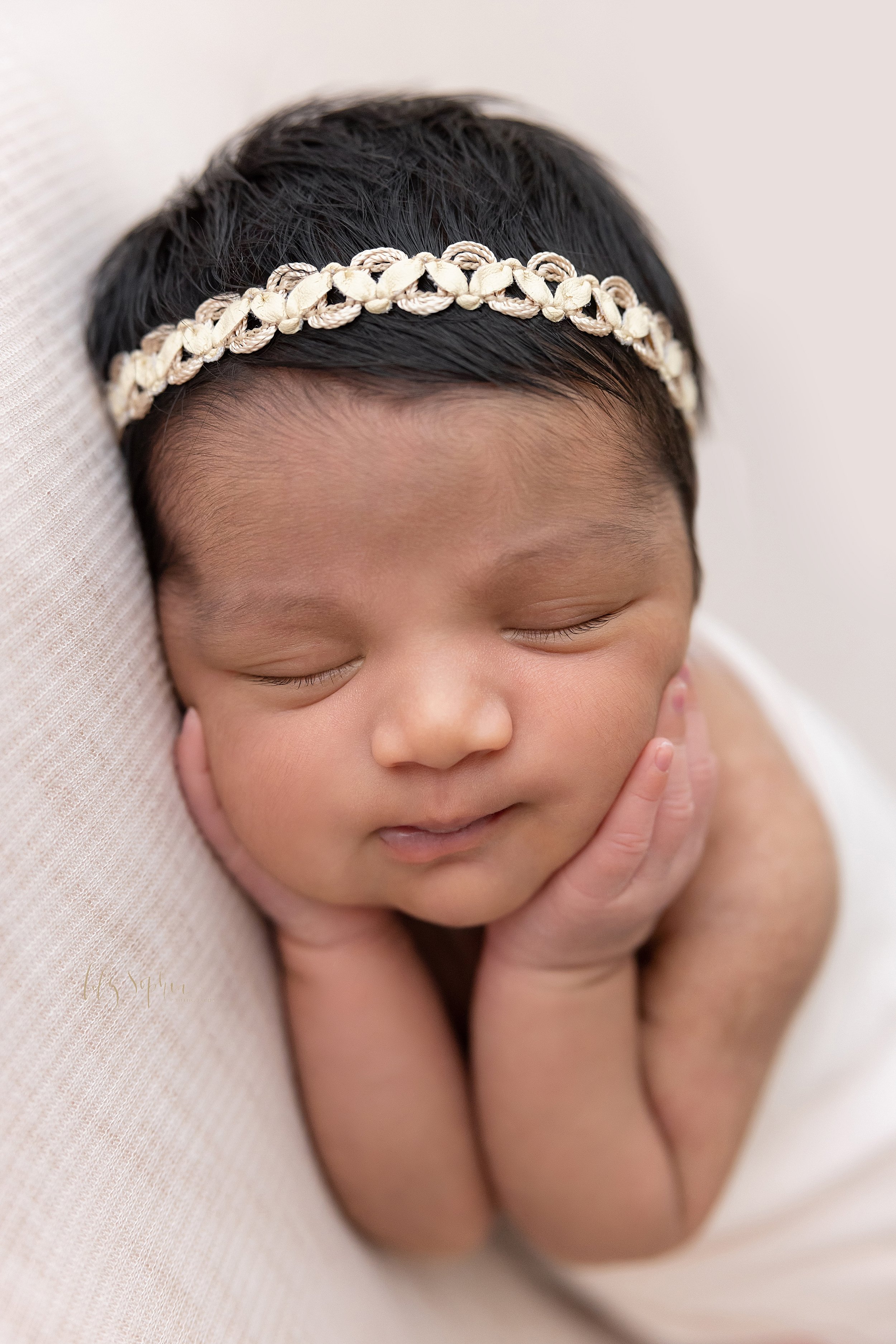 intown-atlanta-dunwoody-buckhead-studio-photos-newborn-baby-girl-indian-family_2927.jpg