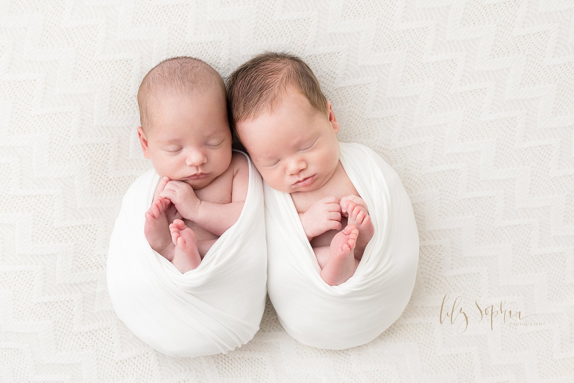 intown-atlanta-dunwoody-buckhead-studio-photos-newborn-baby-boy-fraternal-twins_2955.jpg