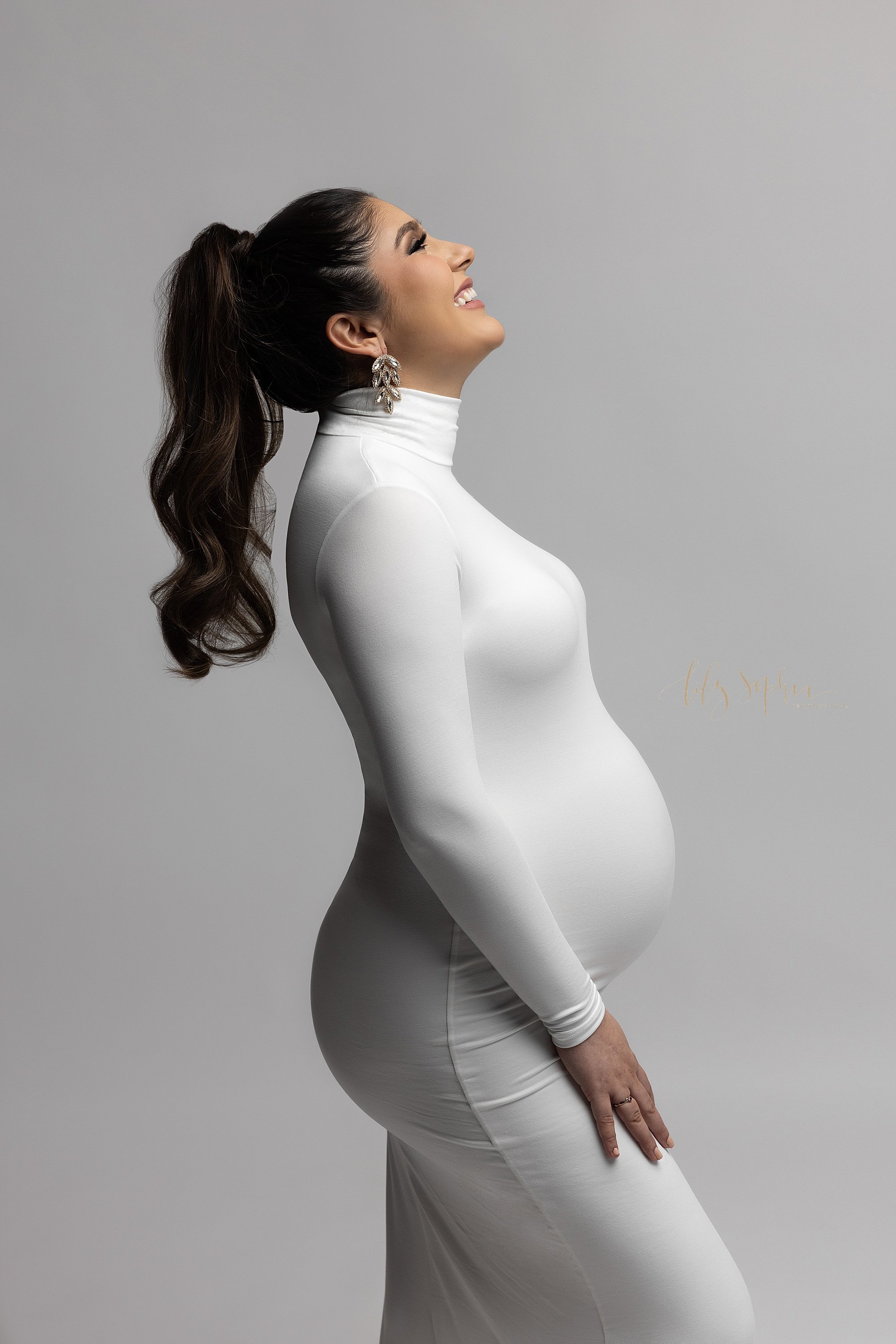 intown-atlanta-decatur-buckhead-studio-maternity-pregnancy-photos-latina-illume_3107.jpg