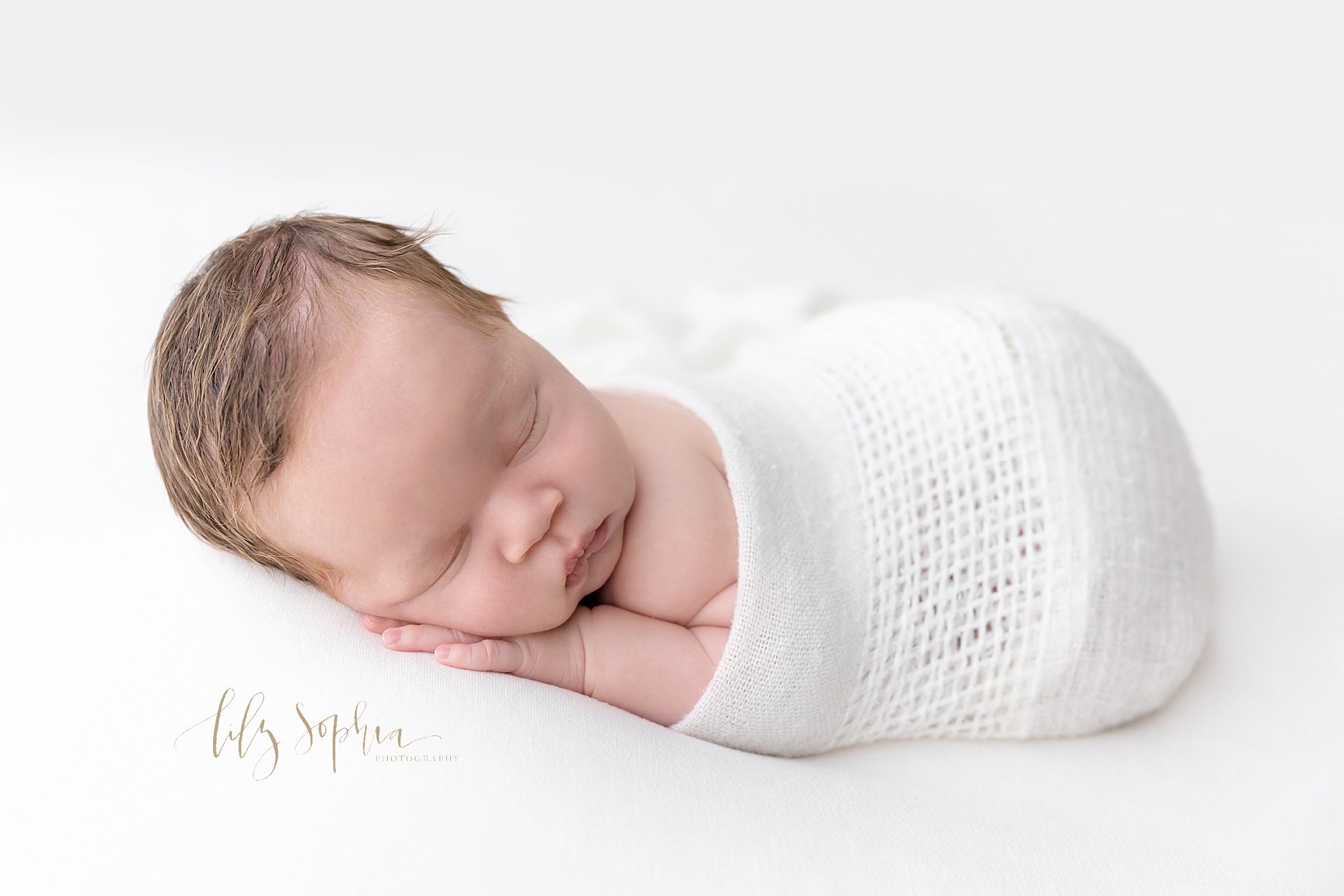 intown-atlanta-decatur-buckhead-studio-newborn-baby-boy-family-pictures_3283.jpg