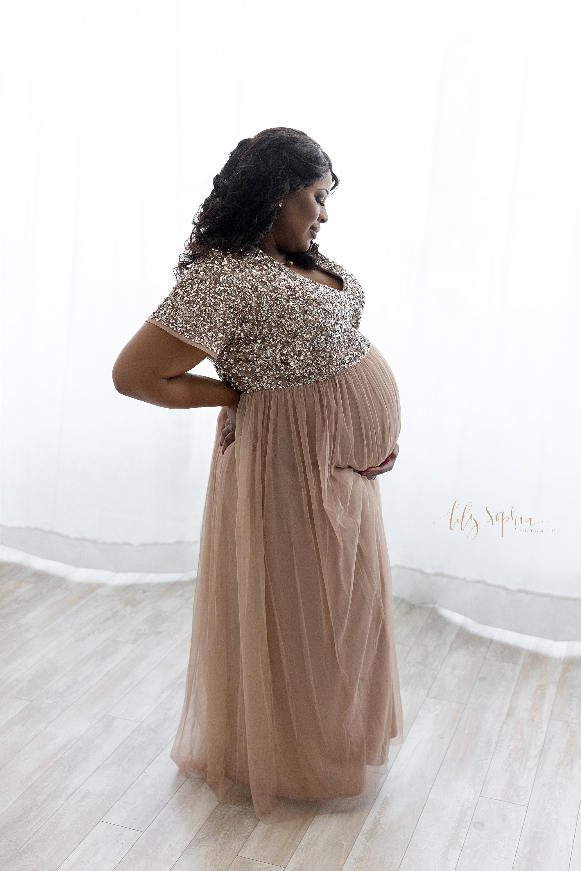 intown-atlanta-decatur-buckhead-brookhaven-studio-black-couple-maternity-photoshoot_3868.jpg