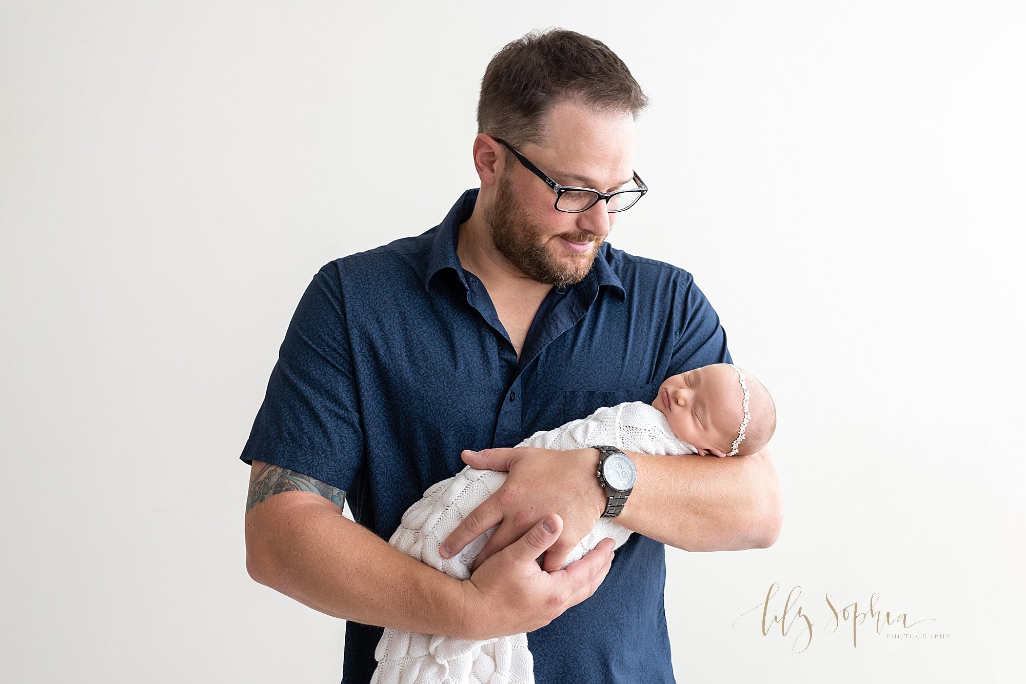 intown-atlanta-decatur-buckhead-brookhaven-studio-family-newborn-baby-girl-pictures_3828.jpg