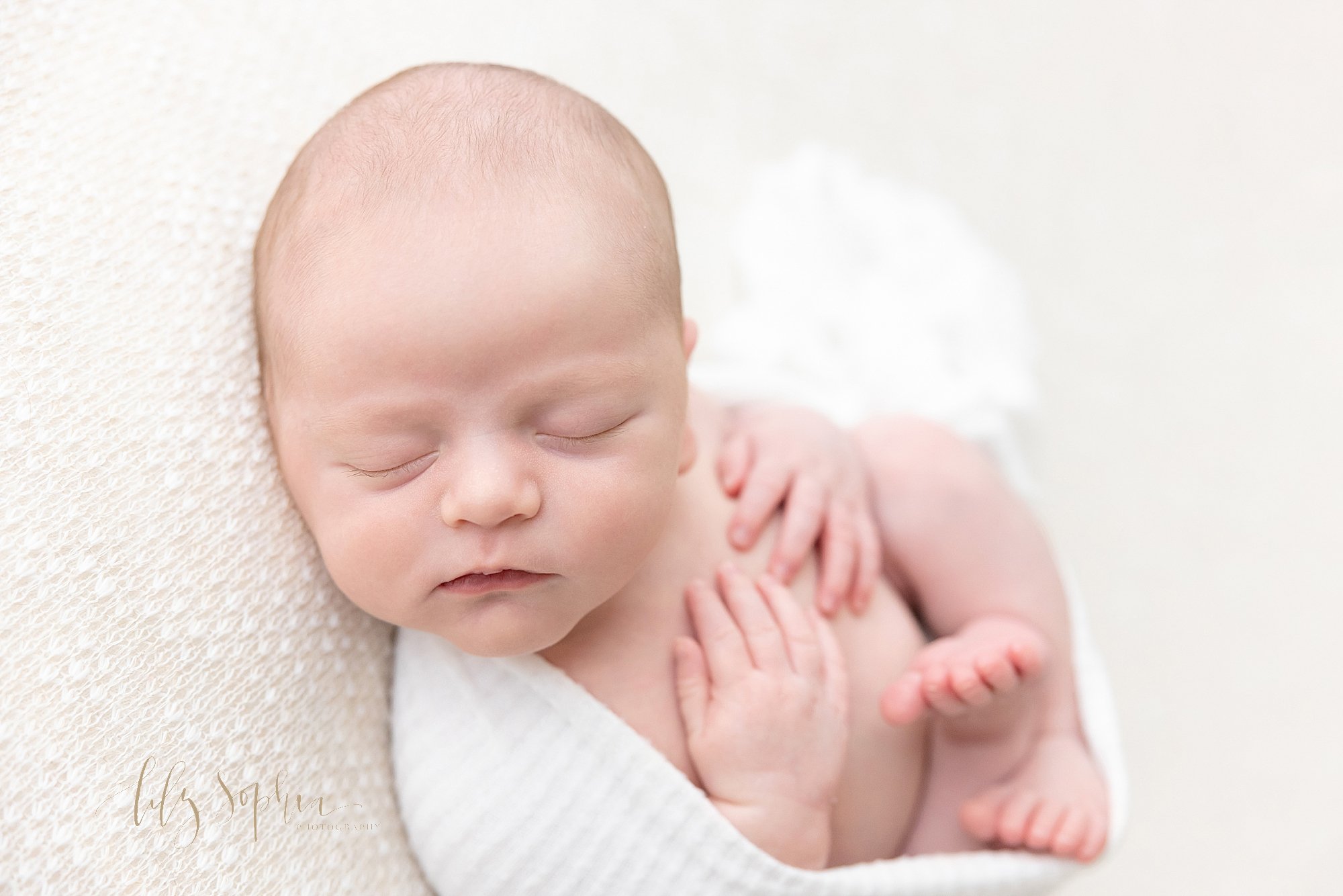 intown-atlanta-decatur-kirkwood-buckhead-brookhaven-studio-family-newborn-pictures-baby-boy-photoshoot_4186.jpg