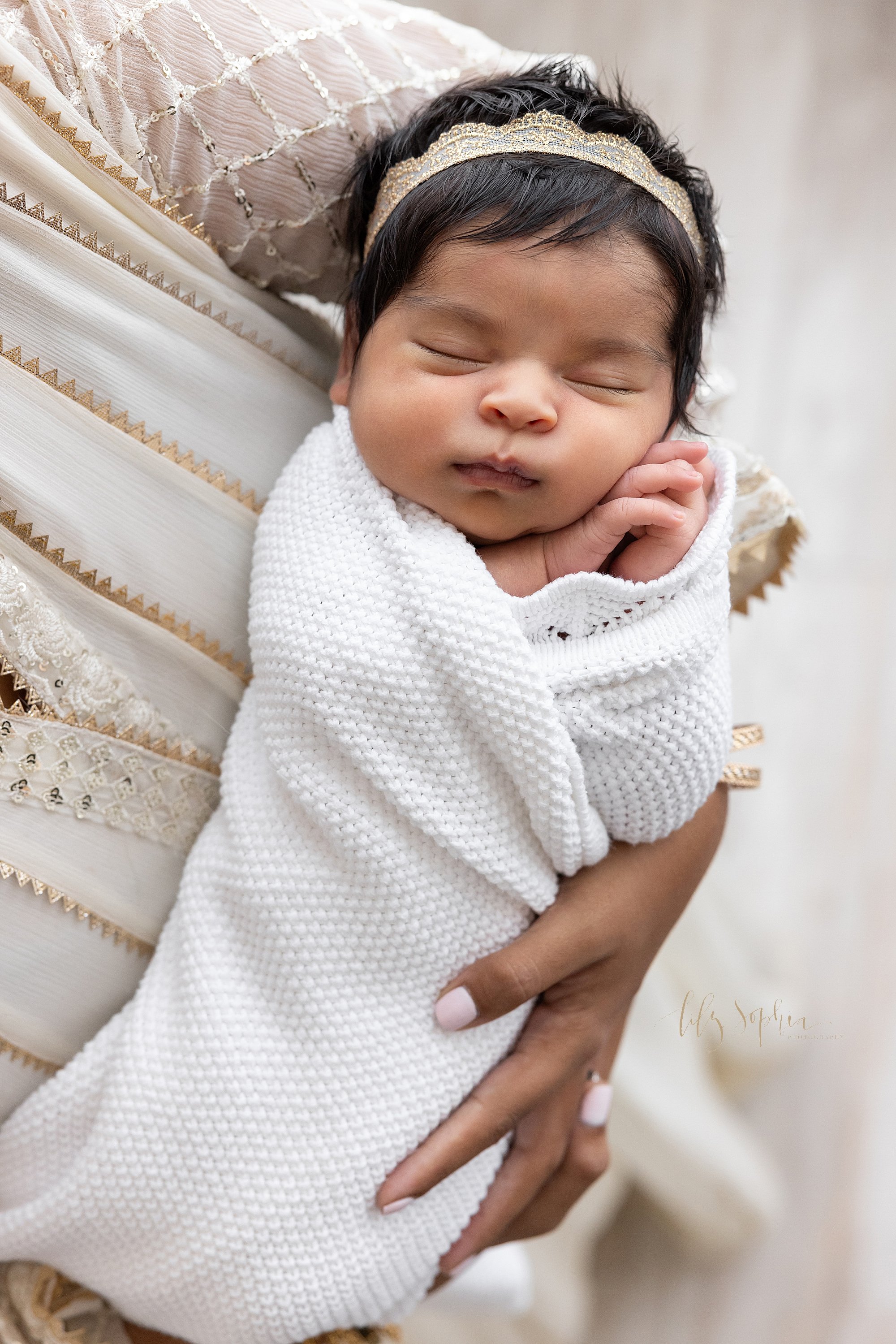 intown-atlanta-decatur-kirkwood-buckhead-brookhaven-studio-family-newborn-pictures-baby-girl-photoshoot_4332.jpg