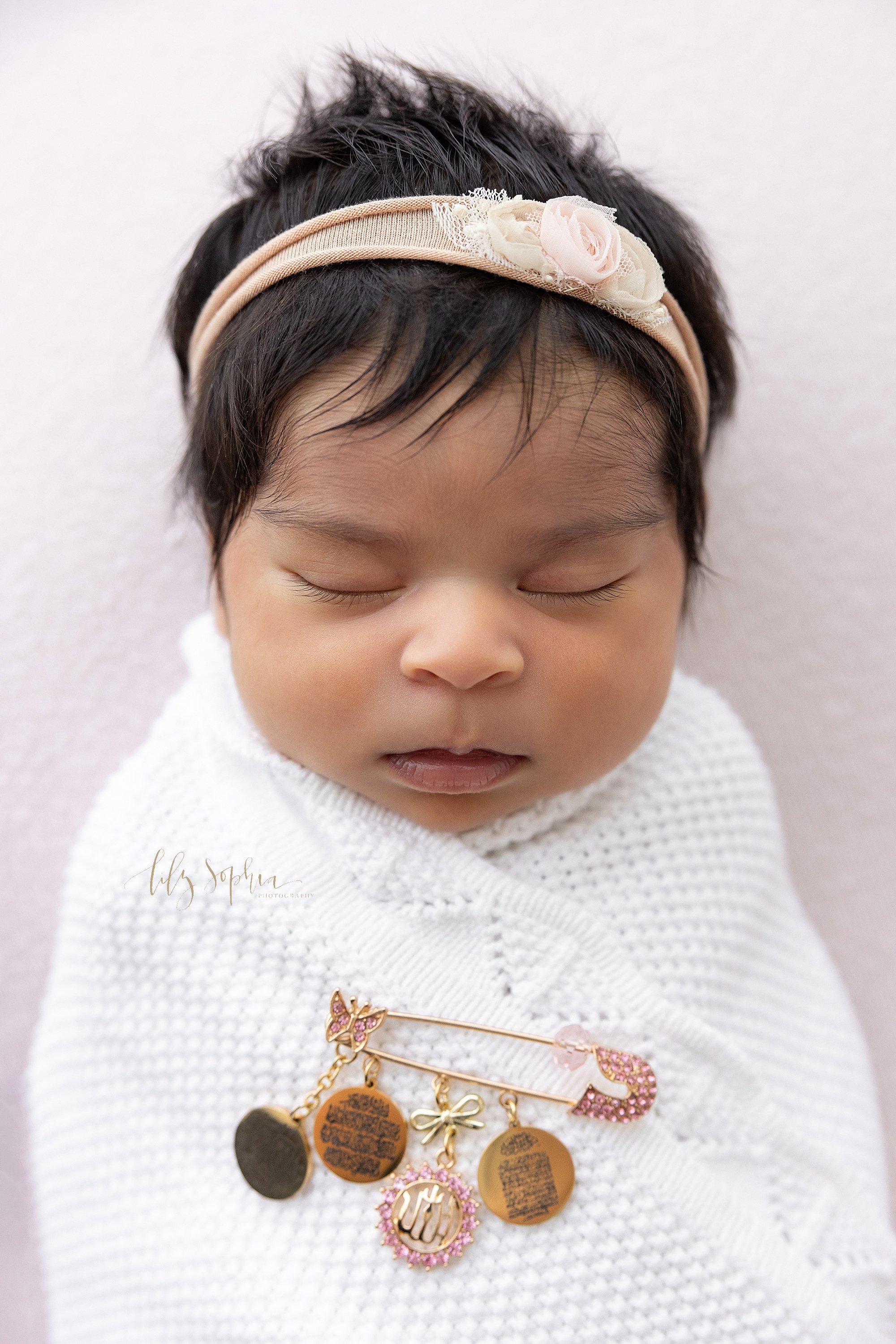 intown-atlanta-decatur-kirkwood-buckhead-brookhaven-studio-family-newborn-pictures-baby-girl-photoshoot_4342.jpg