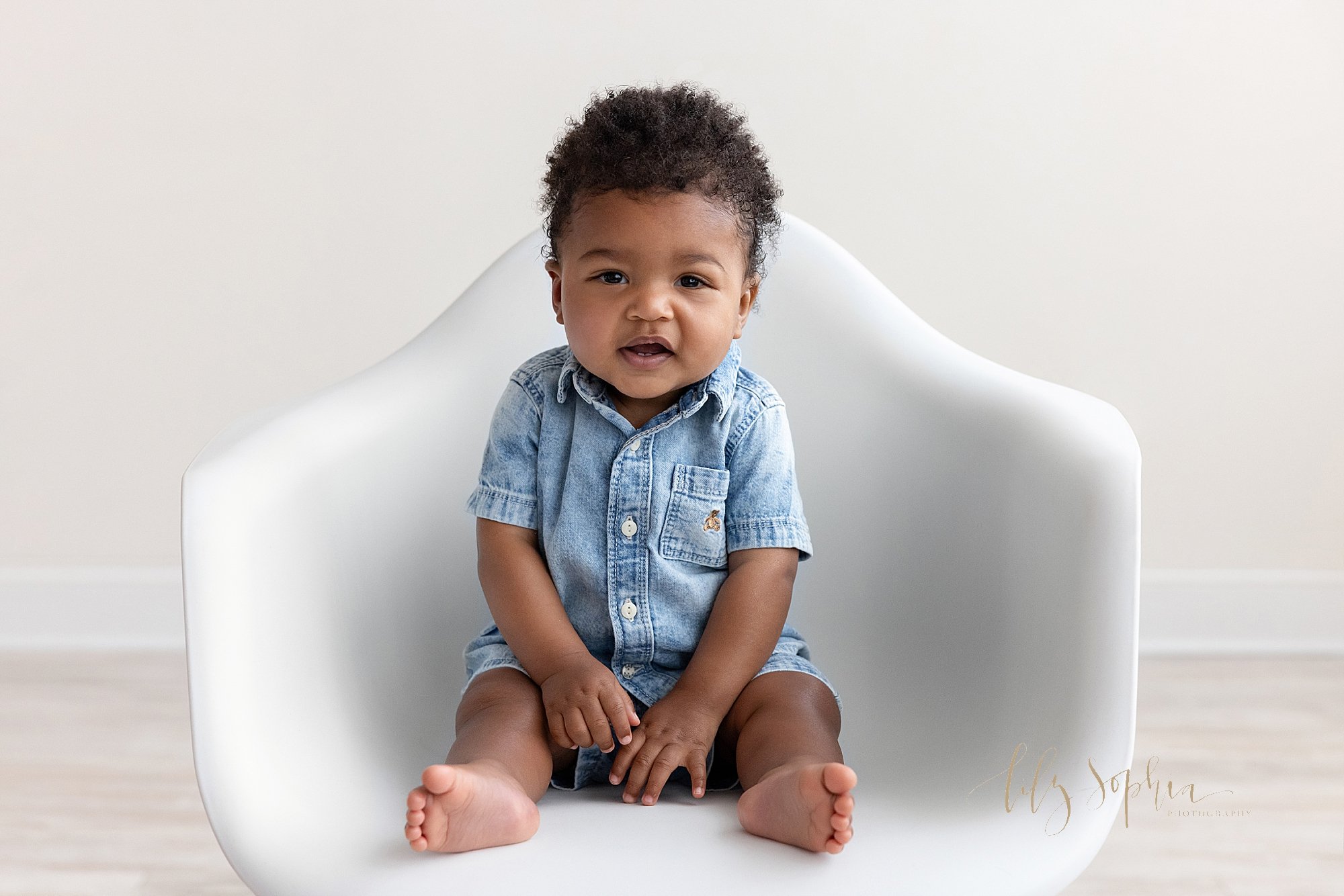 intown-atlanta-decatur-kirkwood-buckhead-powder-springs-studio-baby-boy-photoshoot-sitting-milestone-maxon_4605.jpg