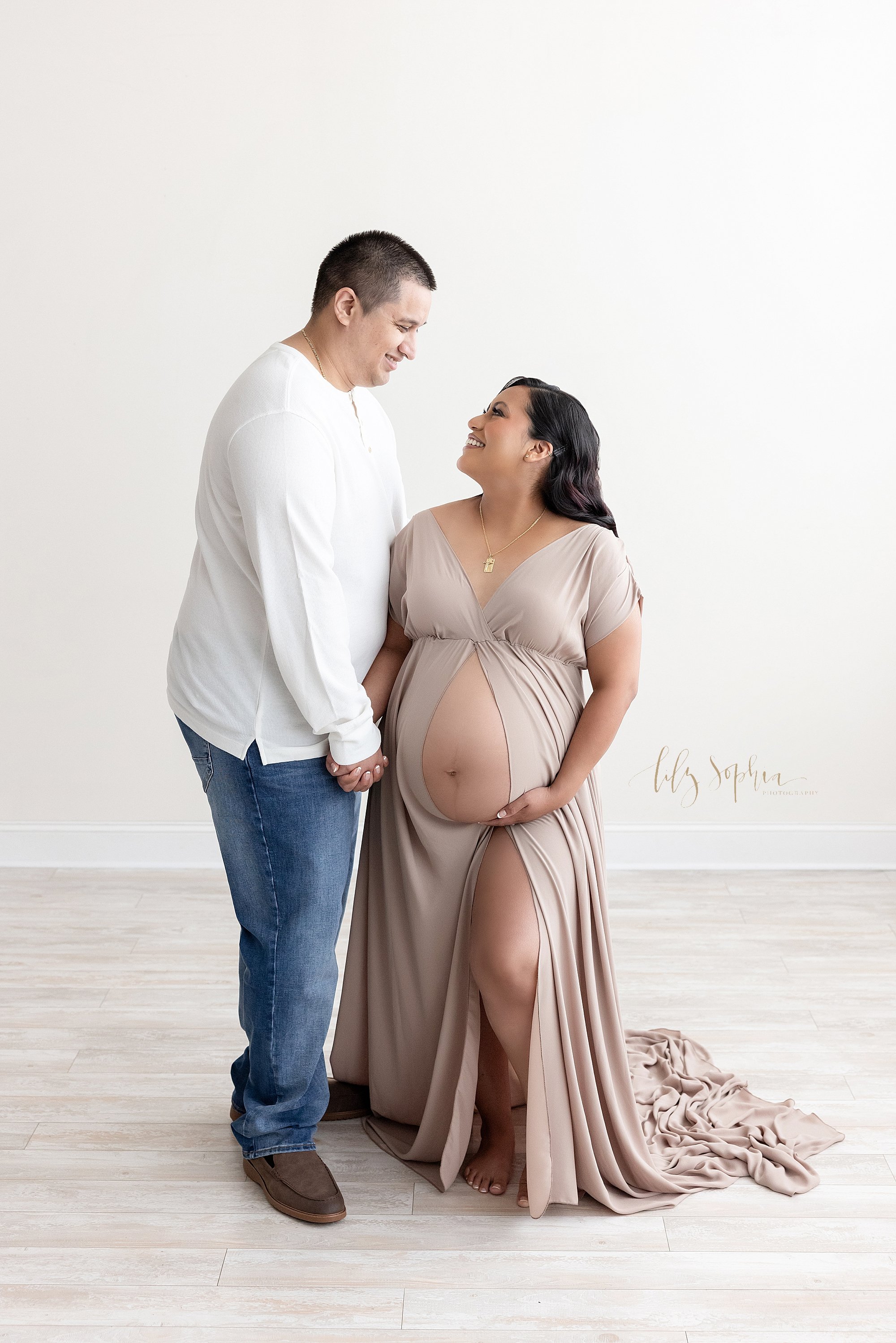 intown-atlanta-decatur-kirkwood-buckhead-couples-maternity-pregnancy-photoshoot_4681.jpg