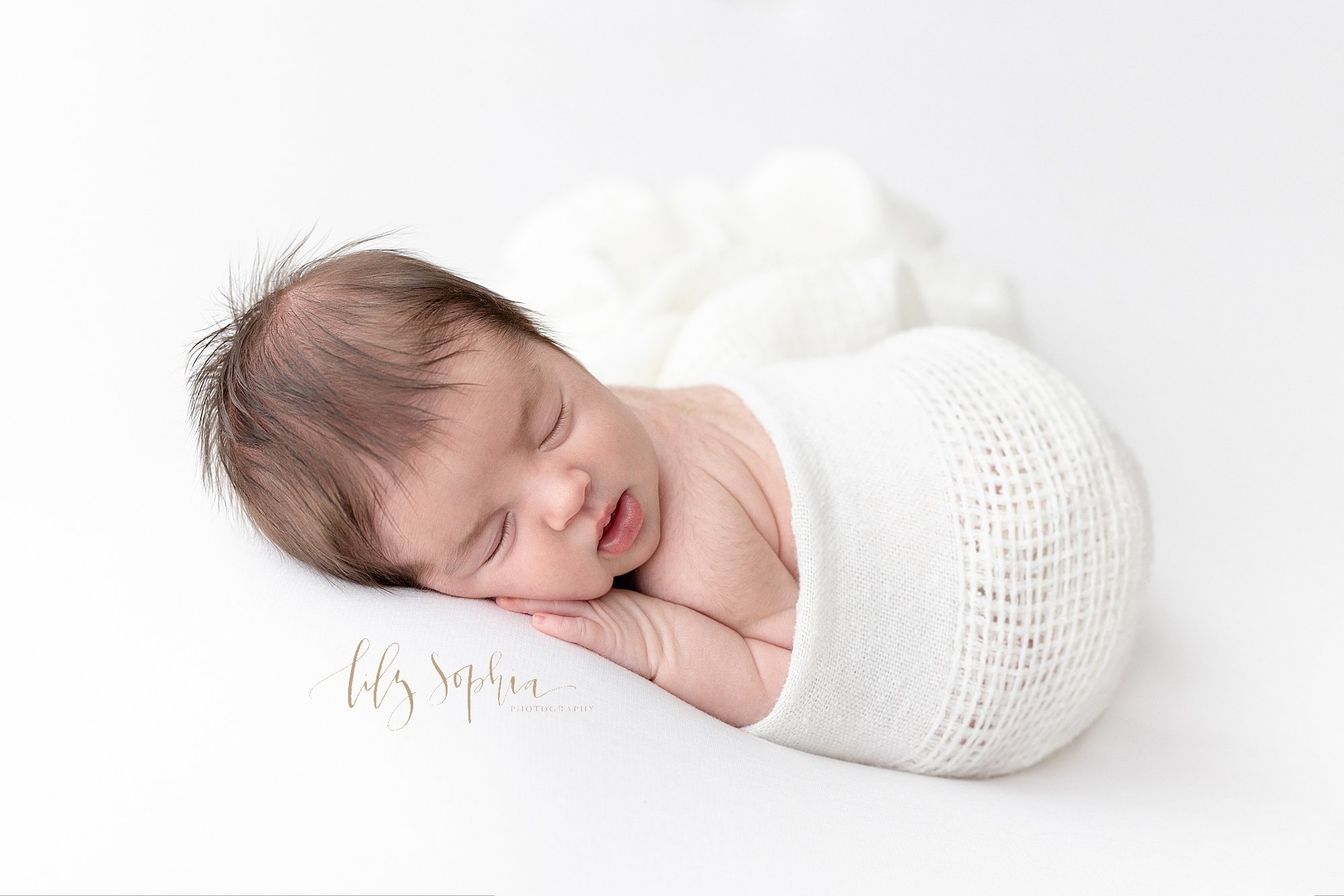 intown-atlanta-decatur-kirkwood-buckhead-studio-family-newborn-infant-baby-girl-photoshoot_4829.jpg