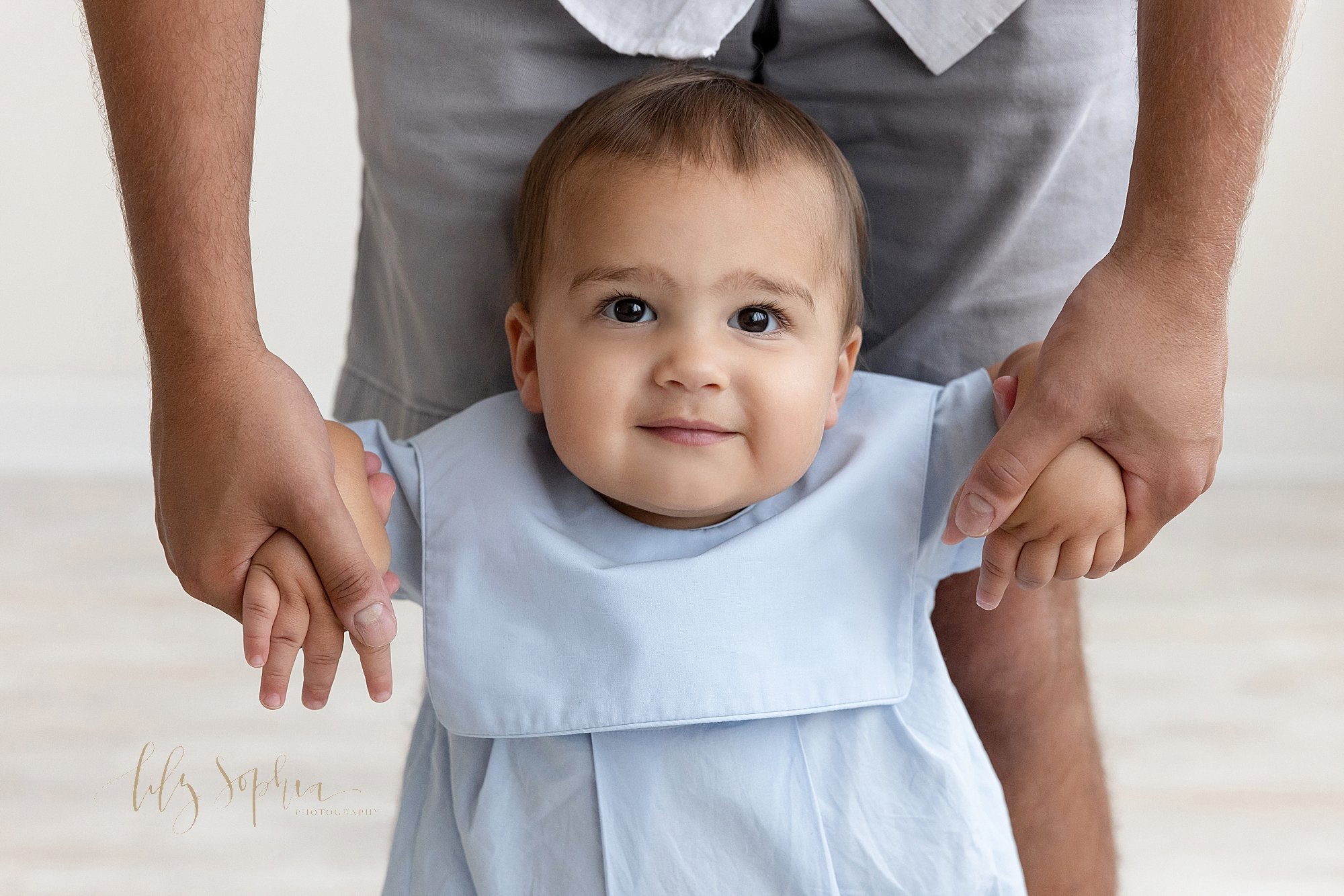 intown-atlanta-decatur-kirkwood-buckhead-studio-family-first-birthday-cake-smash-photoshoot_4855.jpg