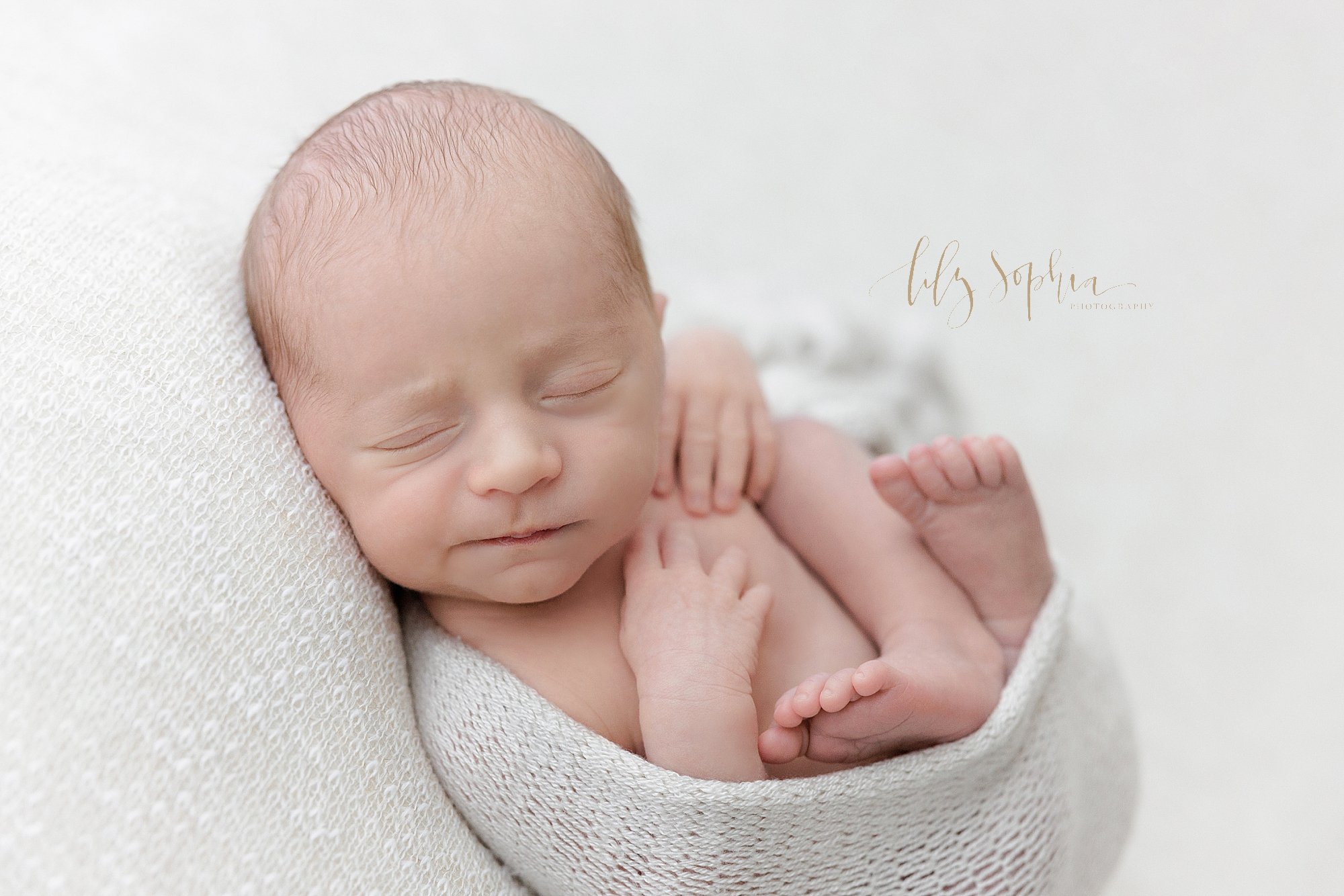 intown-atlanta-decatur-brookhaven-buckhead-newborn-baby-boy-photoshoot-studio-family-pictures_5231.jpg