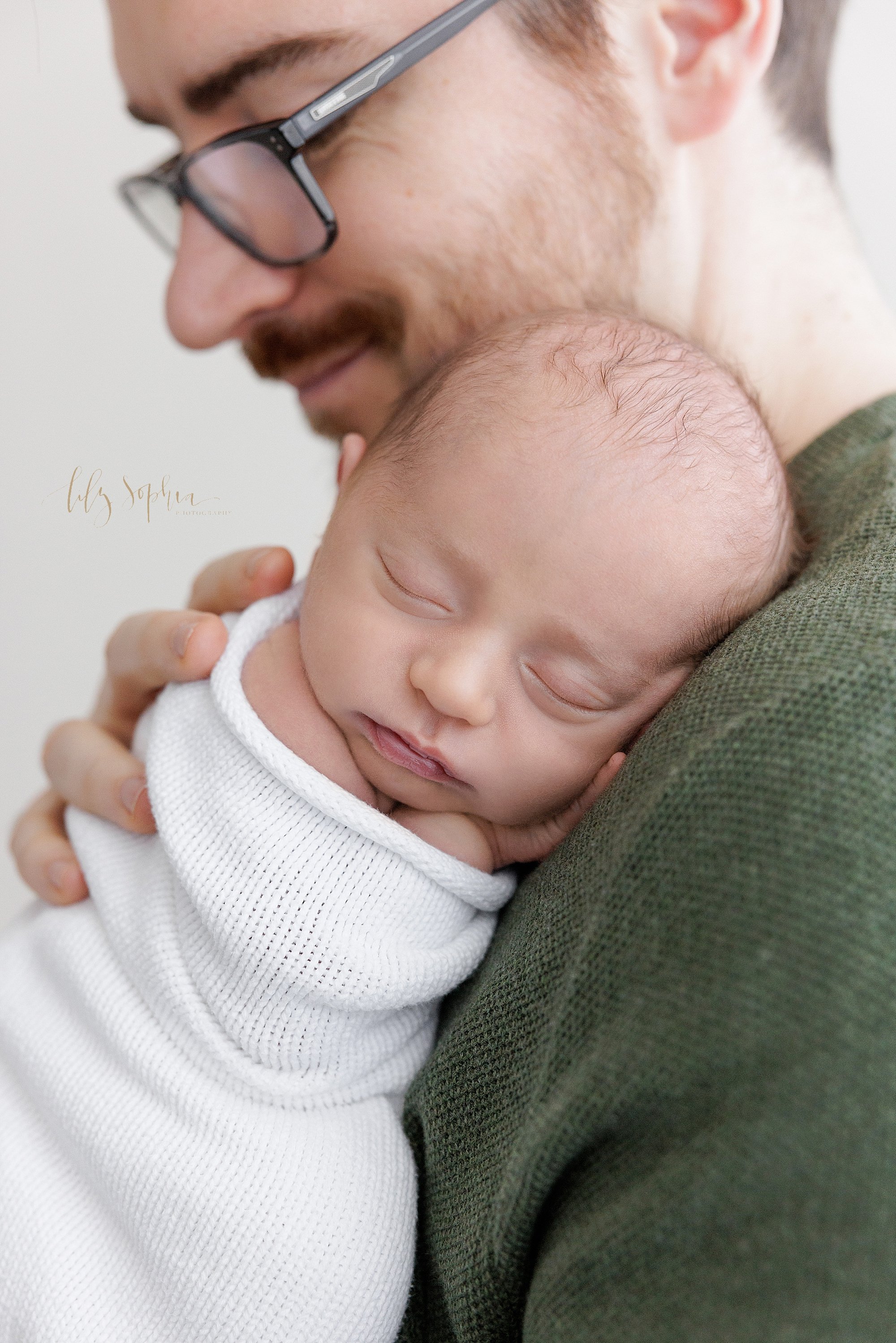 intown-atlanta-decatur-brookhaven-buckhead-newborn-baby-boy-photoshoot-studio-family-pictures_5258.jpg