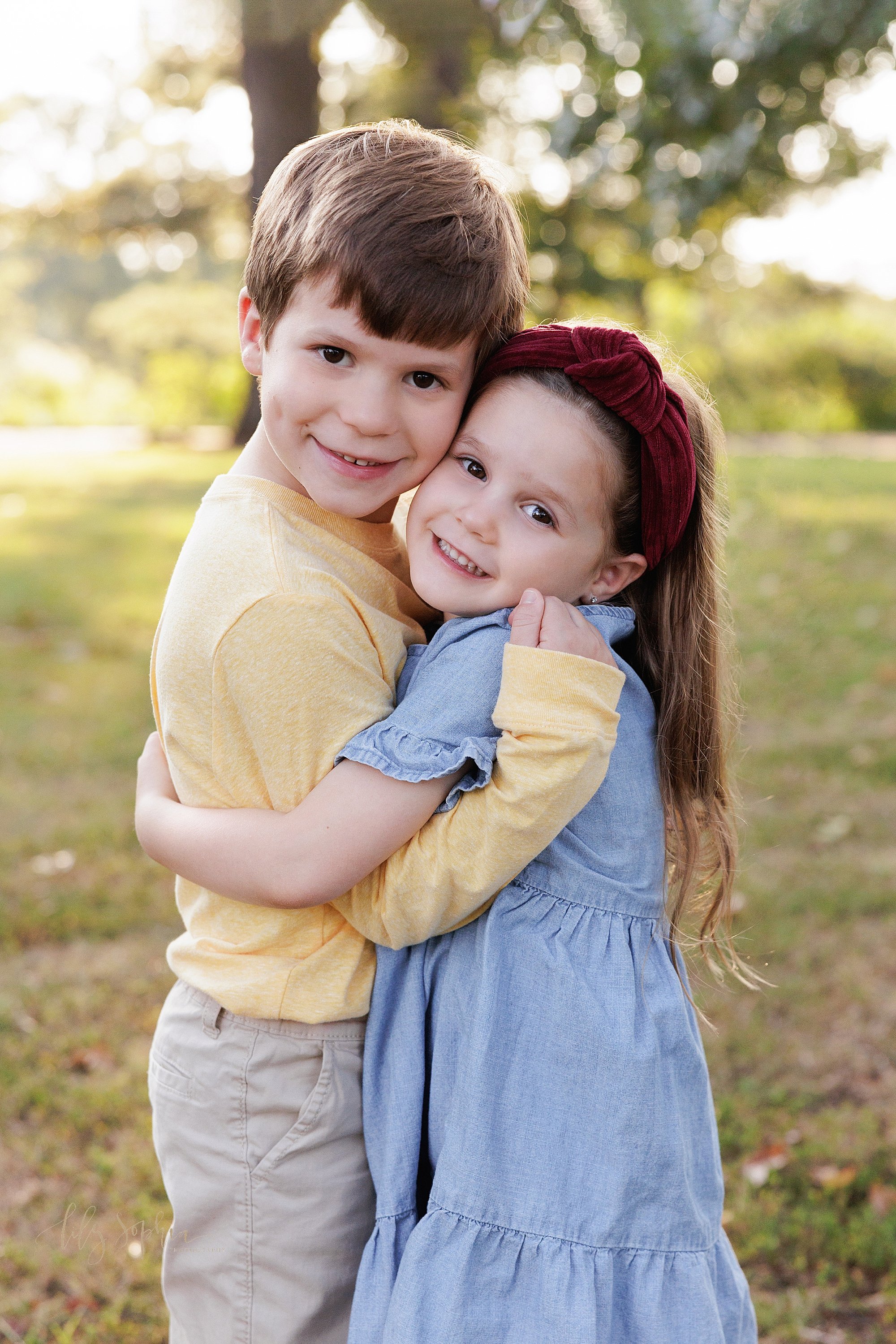 intown-atlanta-decatur-brookhaven-buckhead-outdoor-fall-pictures-family-photoshoot_5526.jpg