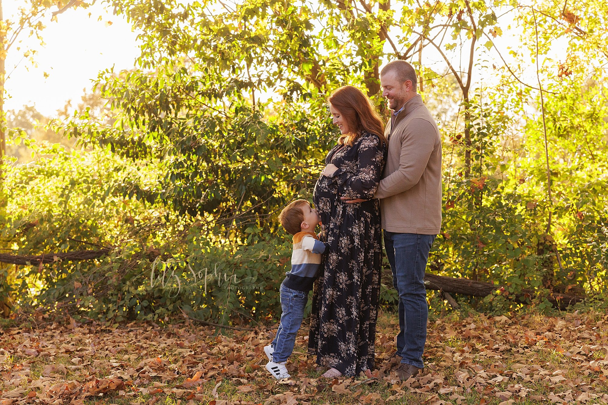 intown-atlanta-decatur-brookhaven-buckhead-outdoor-fall-pictures-family-maternity-photoshoot_5572.jpg