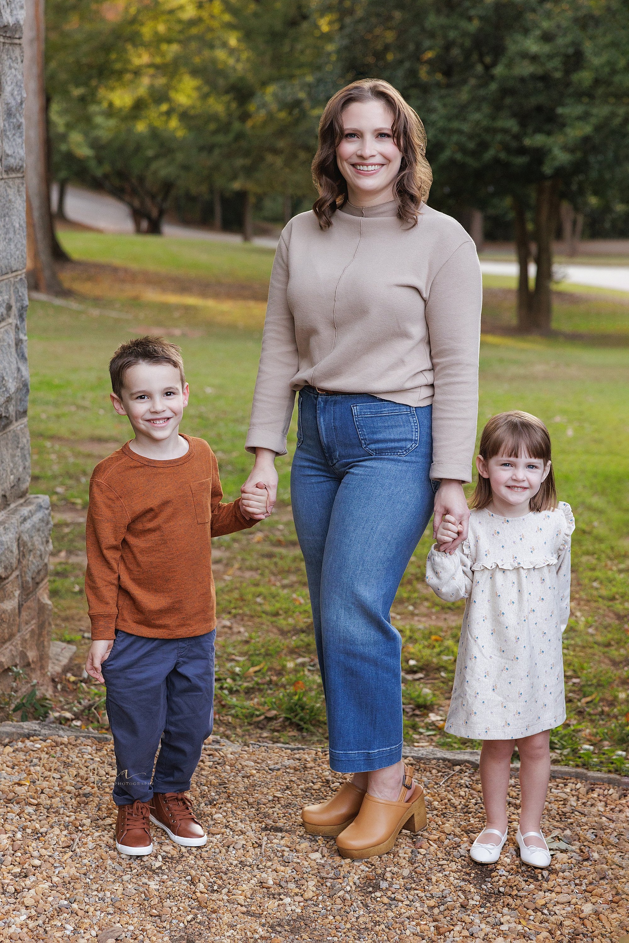 intown-atlanta-decatur-brookhaven-buckhead-outdoor-fall-pictures-family-photoshoot_5542.jpg