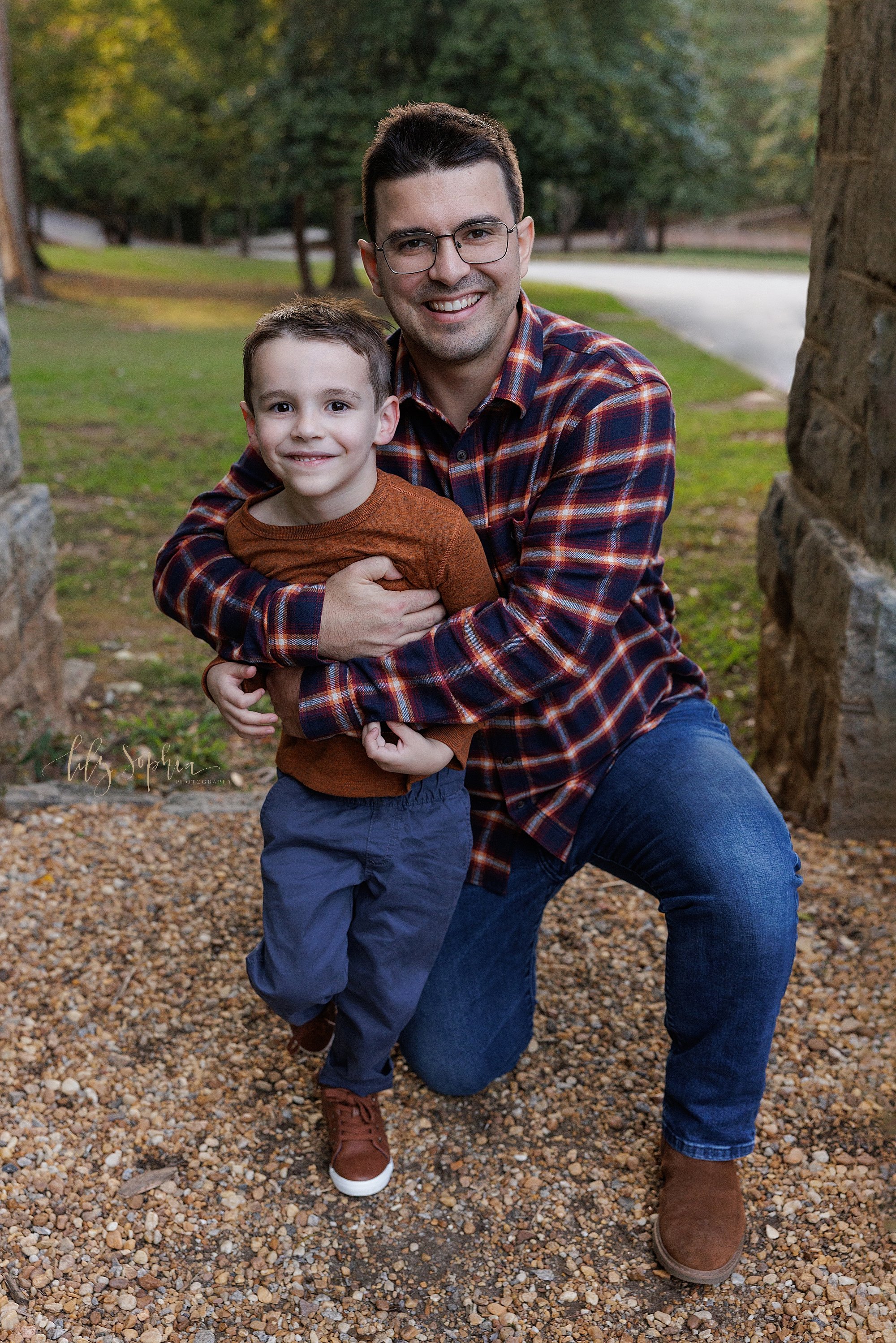 intown-atlanta-decatur-brookhaven-buckhead-outdoor-fall-pictures-family-photoshoot_5545.jpg