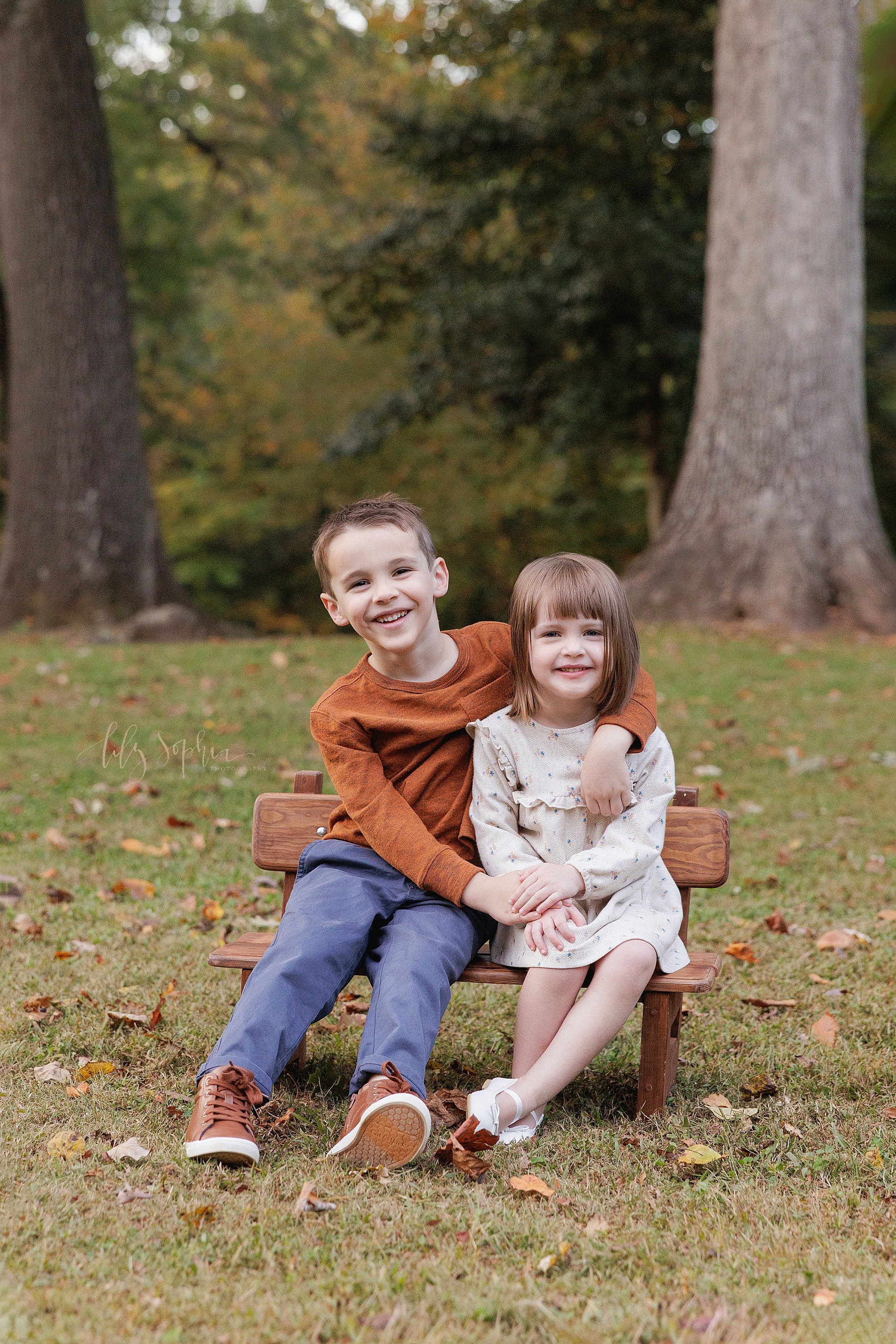 intown-atlanta-decatur-brookhaven-buckhead-outdoor-fall-pictures-family-photoshoot_5554.jpg