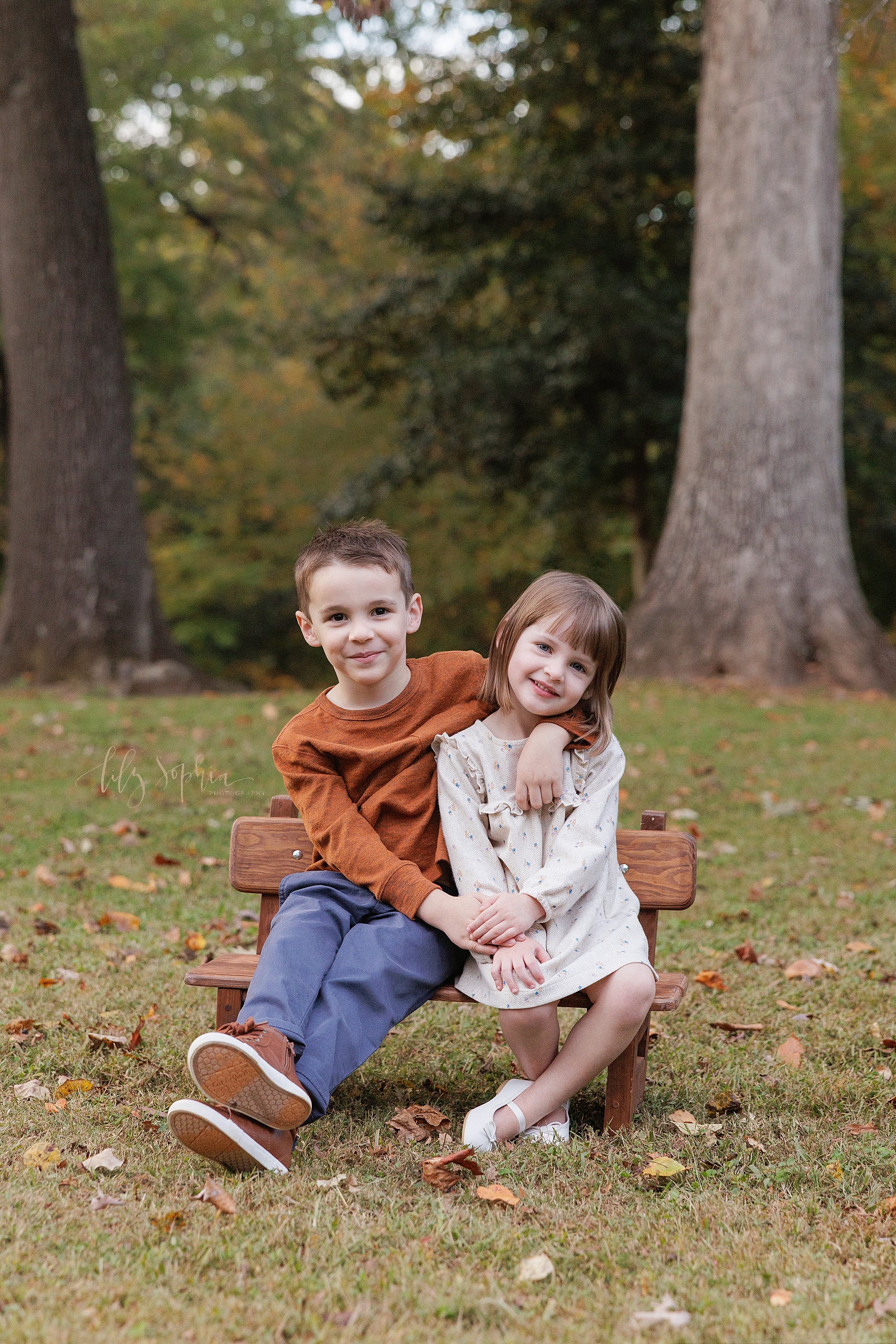 intown-atlanta-decatur-brookhaven-buckhead-outdoor-fall-pictures-family-photoshoot_5555.jpg
