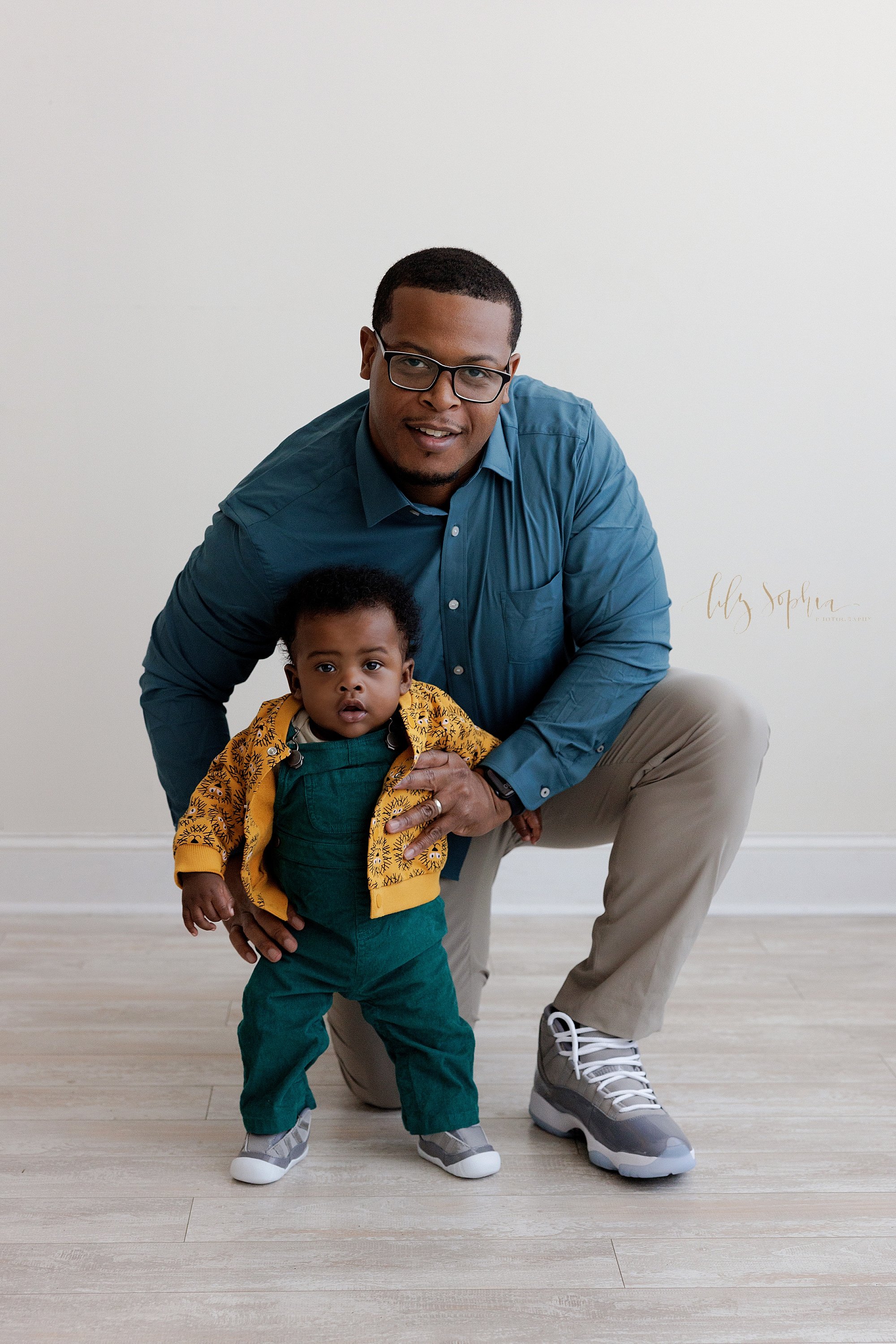 intown-atlanta-decatur-brookhaven-buckhead-sitting-milestone-family-photoshoot-baby-boy_5508.jpg