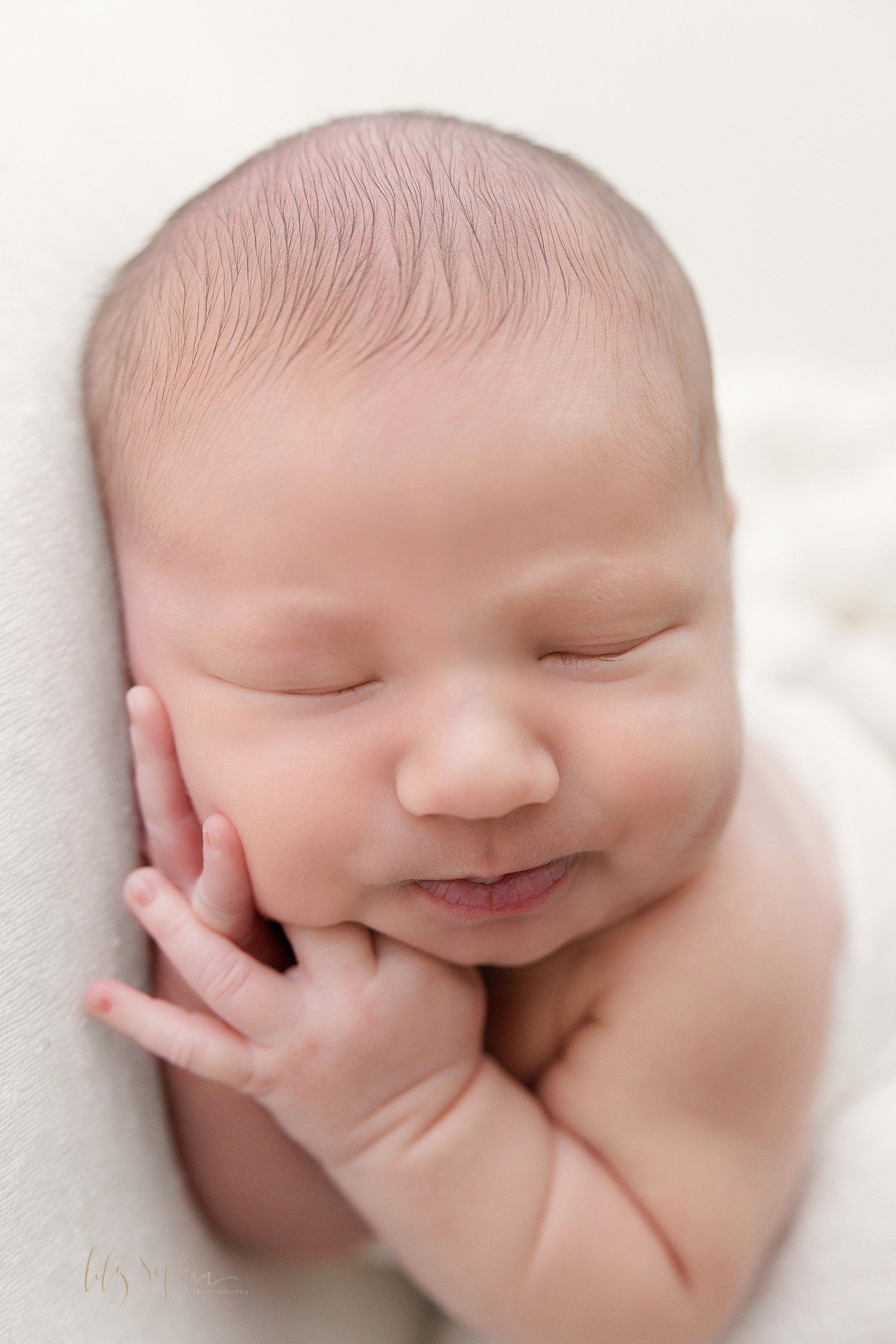 intown-atlanta-morningside-decatur-brookhaven-buckhead-studio-natural-light-newborn-baby-boy-family-photoshoot_5911.jpg