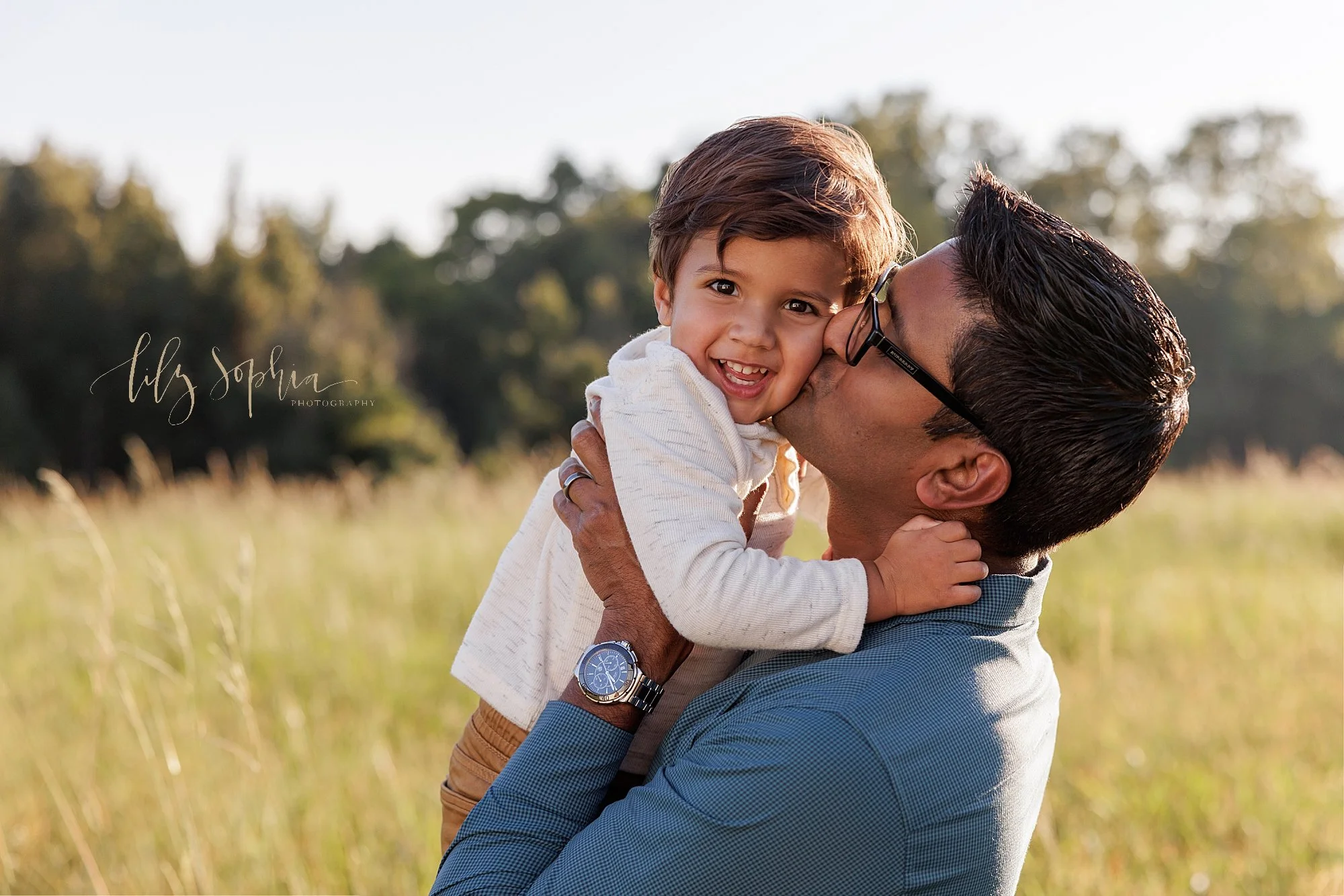 intown-atlanta-morningside-decatur-brookhaven-buckhead-outdoor-fall-family-photoshoot-field-sunset_6642.jpg