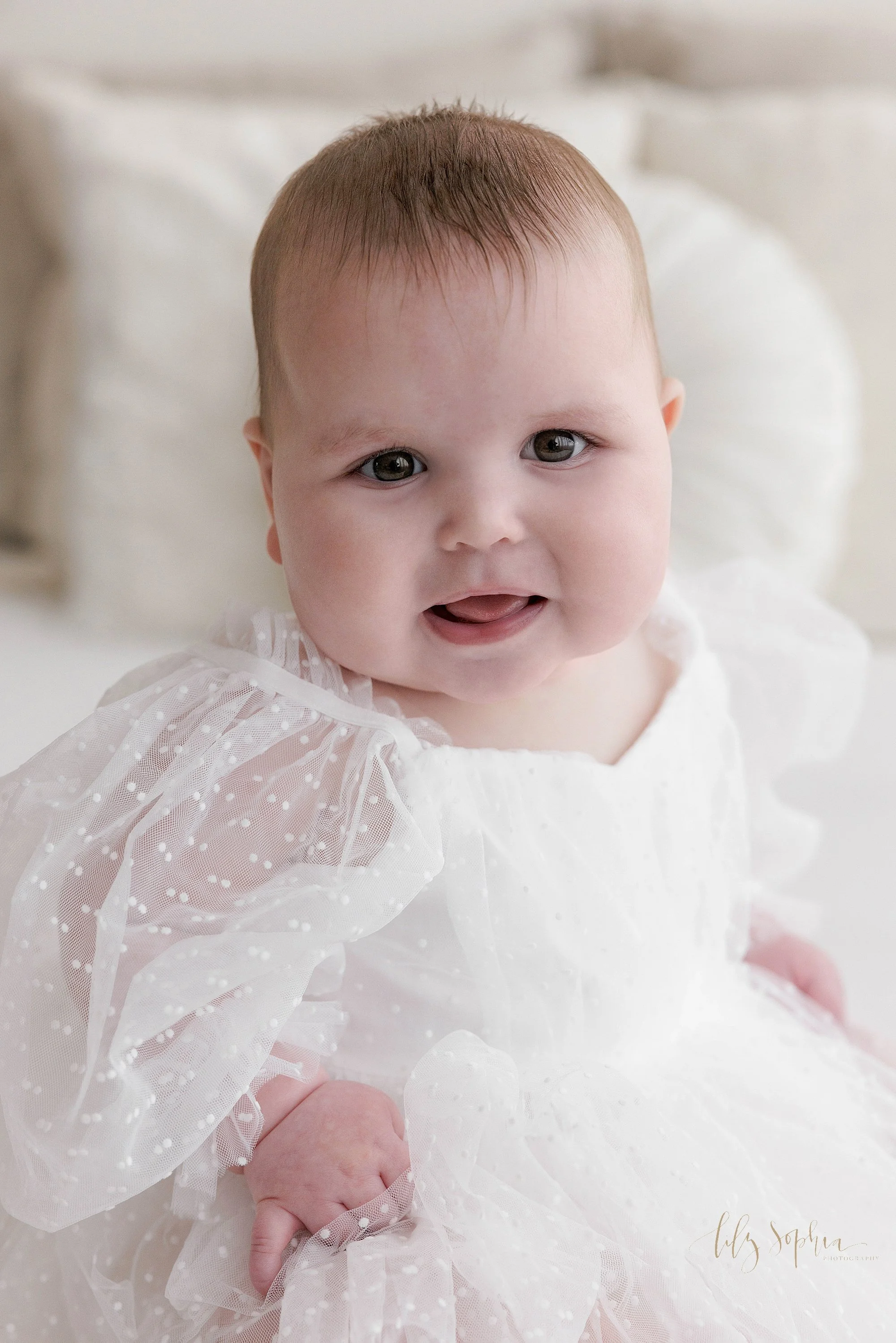 Atlanta Baby & Family Photographer | Isabella's sitting milestone session