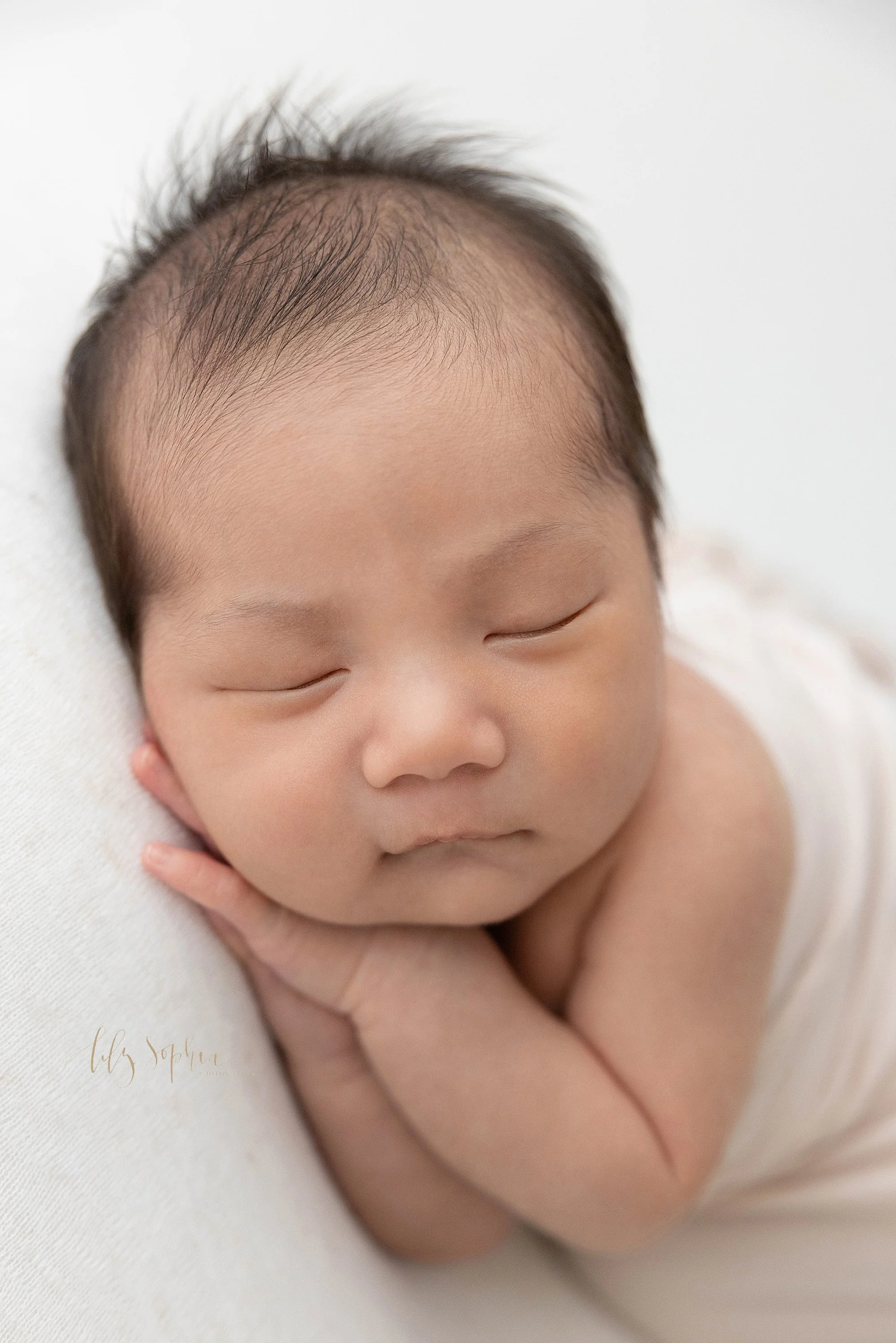 intown-atlanta-morningside-decatur-brookhaven-buckhead-natural-light-studio-family-portraits-newborn-baby-boy-photoshoot_0251.jpg