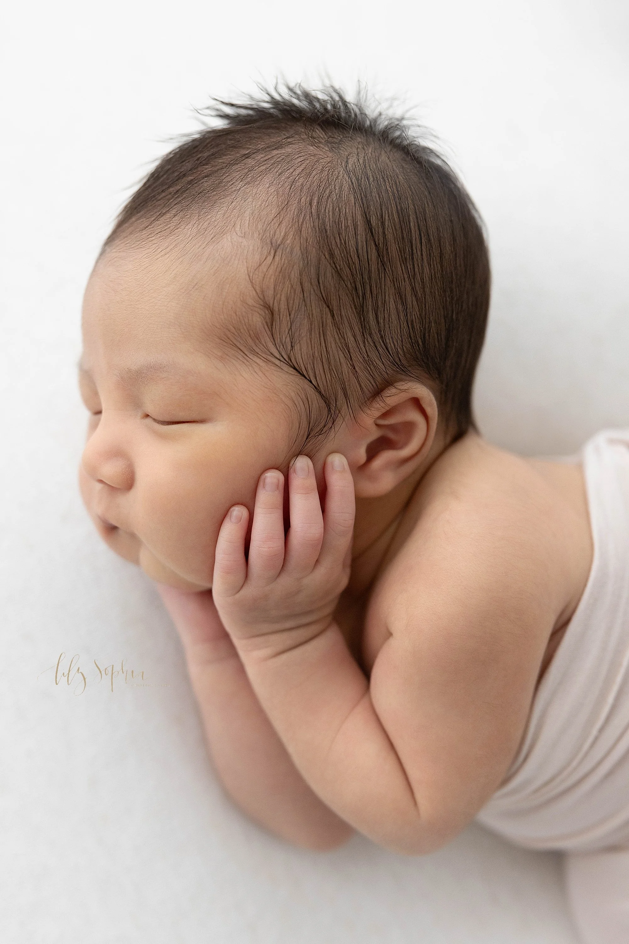 intown-atlanta-morningside-decatur-brookhaven-buckhead-natural-light-studio-family-portraits-newborn-baby-boy-photoshoot_0252.jpg