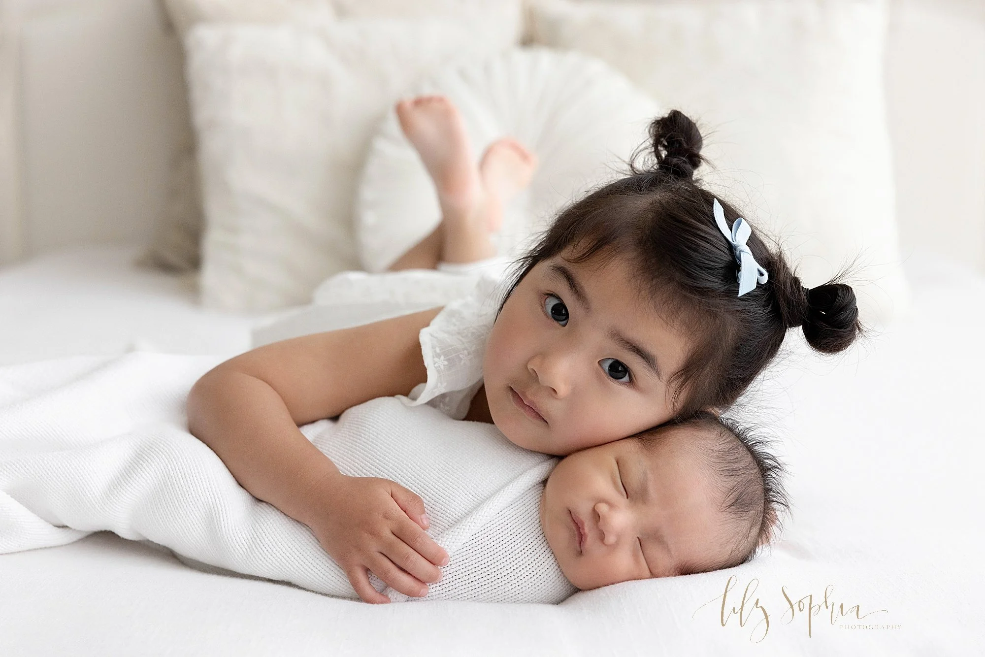intown-atlanta-morningside-decatur-brookhaven-buckhead-natural-light-studio-family-portraits-newborn-baby-boy-photoshoot_0261.jpg