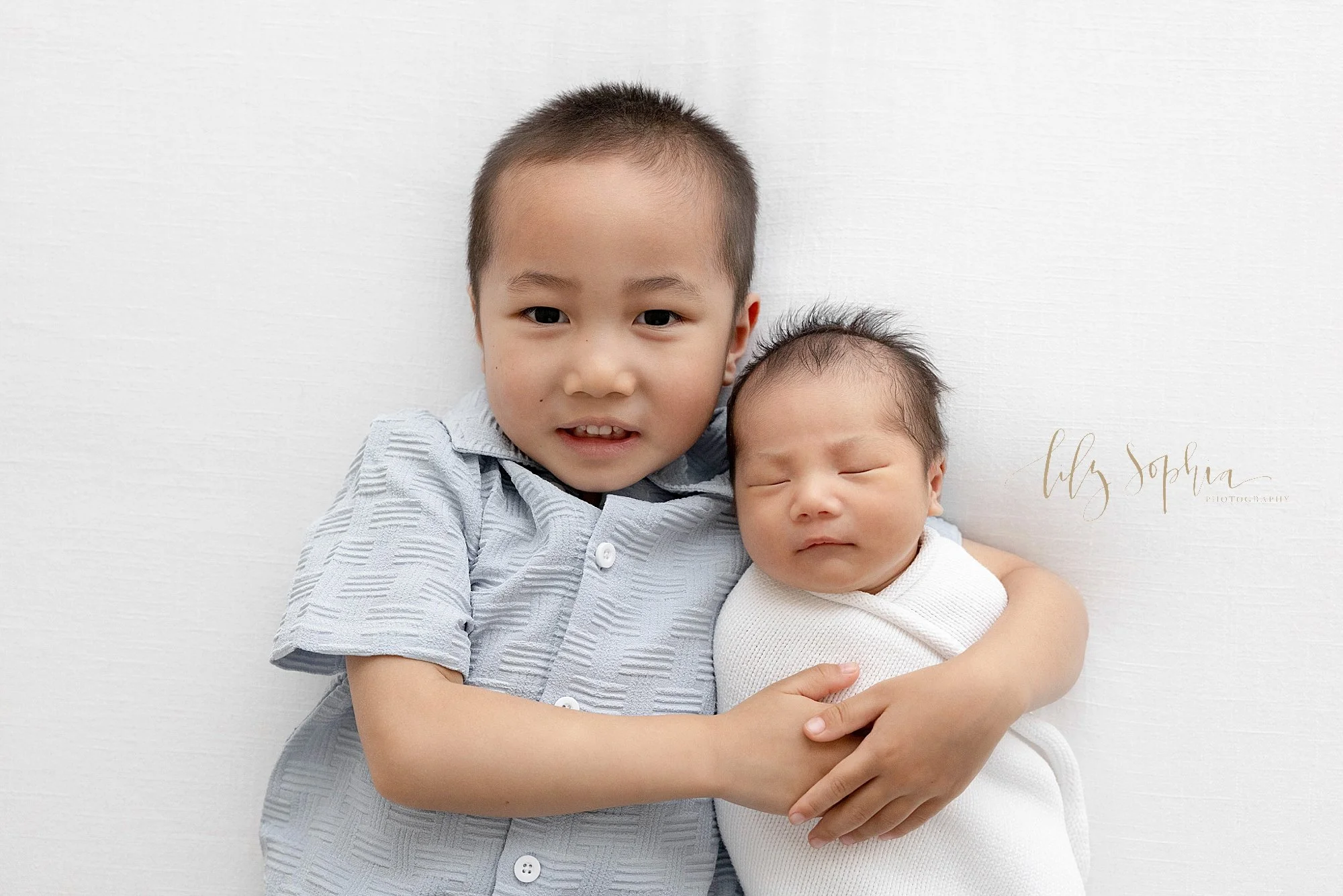 intown-atlanta-morningside-decatur-brookhaven-buckhead-natural-light-studio-family-portraits-newborn-baby-boy-photoshoot_0263.jpg