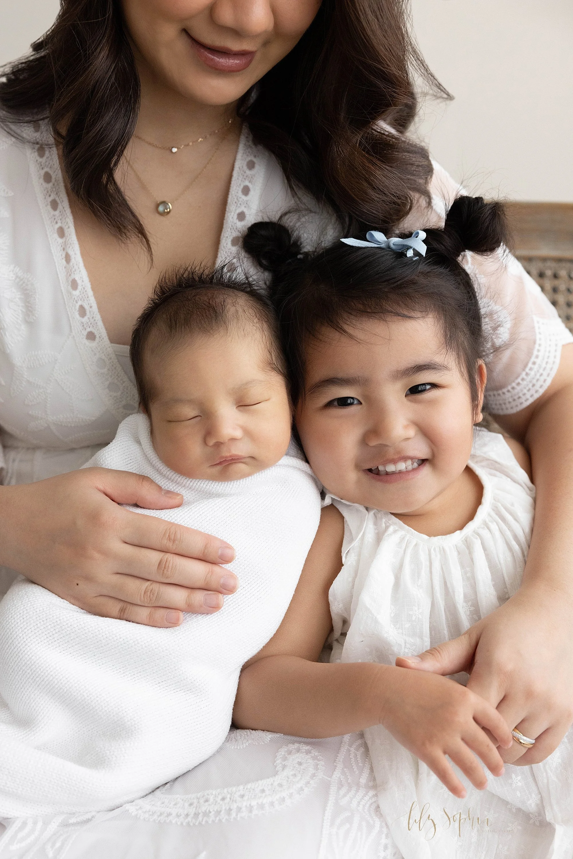 intown-atlanta-morningside-decatur-brookhaven-buckhead-natural-light-studio-family-portraits-newborn-baby-boy-photoshoot_0273.jpg