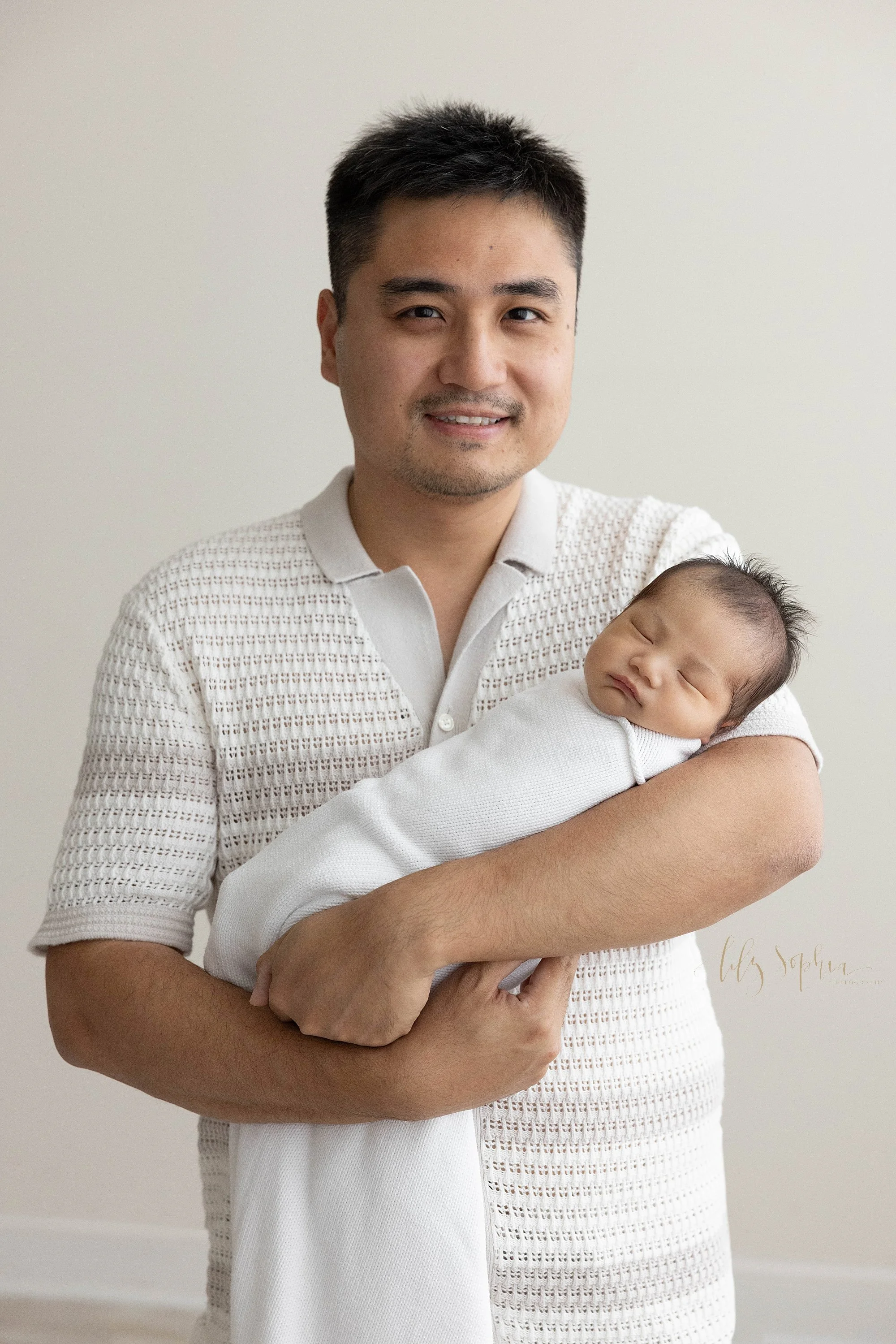 intown-atlanta-morningside-decatur-brookhaven-buckhead-natural-light-studio-family-portraits-newborn-baby-boy-photoshoot_0282.jpg