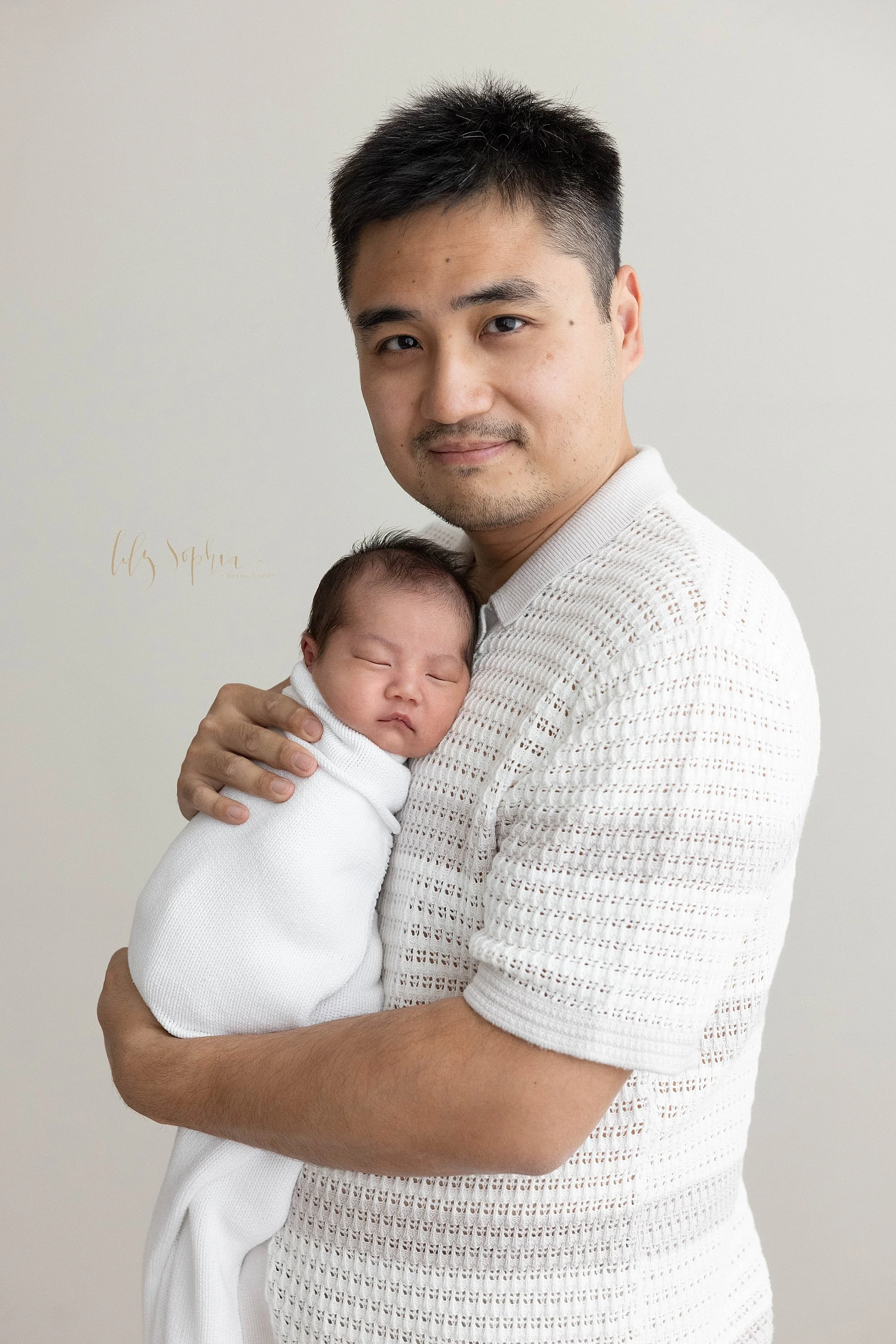 intown-atlanta-morningside-decatur-brookhaven-buckhead-natural-light-studio-family-portraits-newborn-baby-boy-photoshoot_0285.jpg