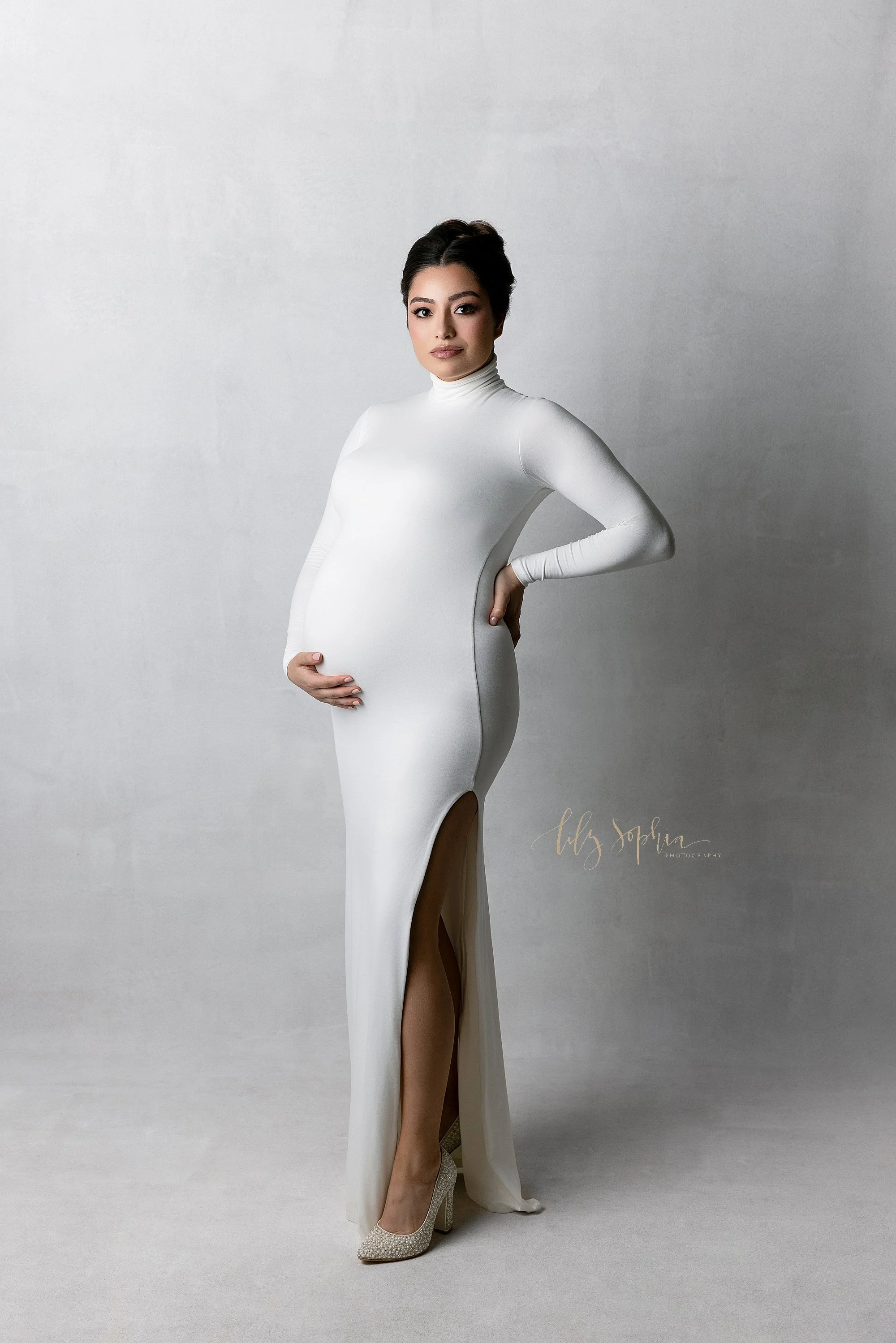intown-atlanta-morningside-decatur-brookhaven-buckhead-modern-studio-maternity-portraits-couples-pregnancy-photoshoot-classic-timeless_0341.jpg