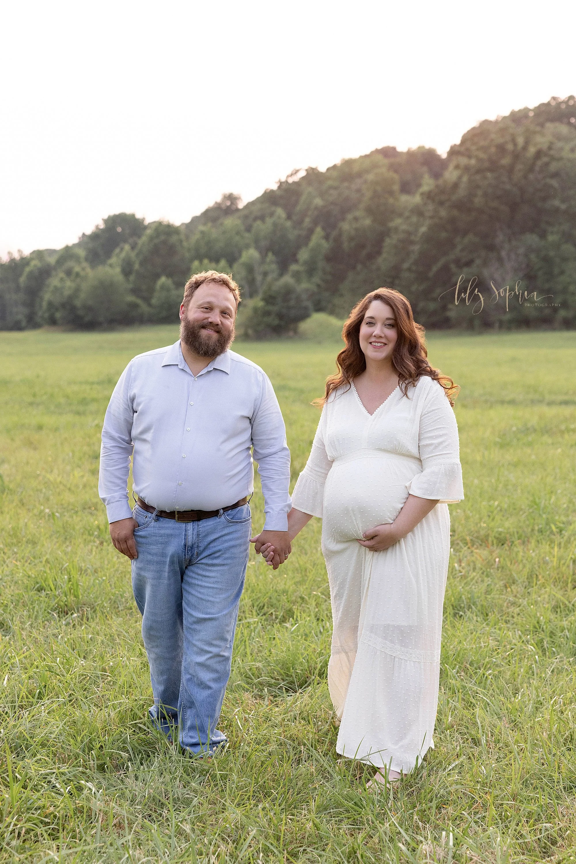 intown-atlanta-morningside-decatur-brookhaven-buckhead-natural-light-outdoor-maternity-portraits-family-pregnancy-photoshoot-sunset-field_0369.jpg