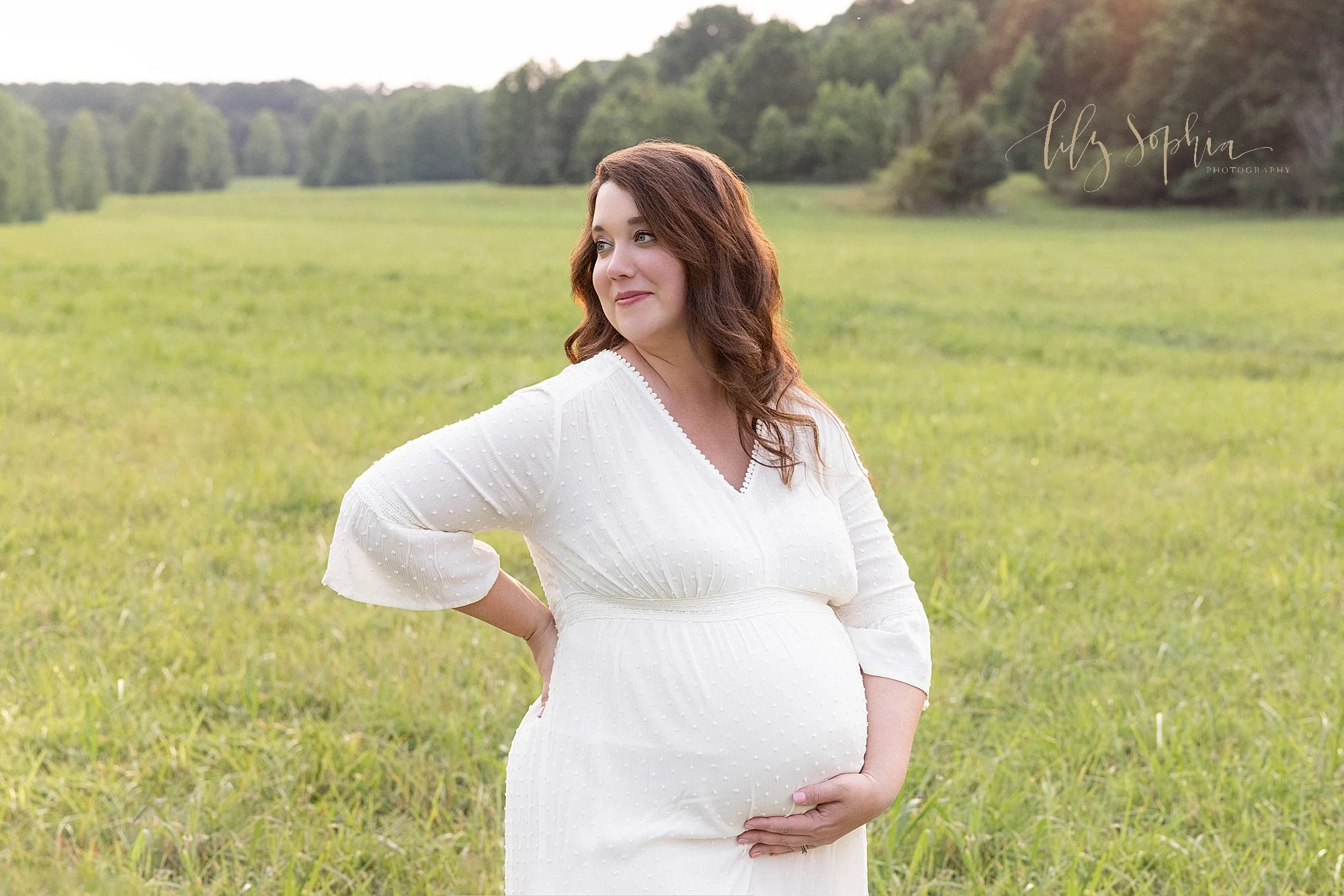 intown-atlanta-morningside-decatur-brookhaven-buckhead-natural-light-outdoor-maternity-portraits-family-pregnancy-photoshoot-sunset-field_0371.jpg
