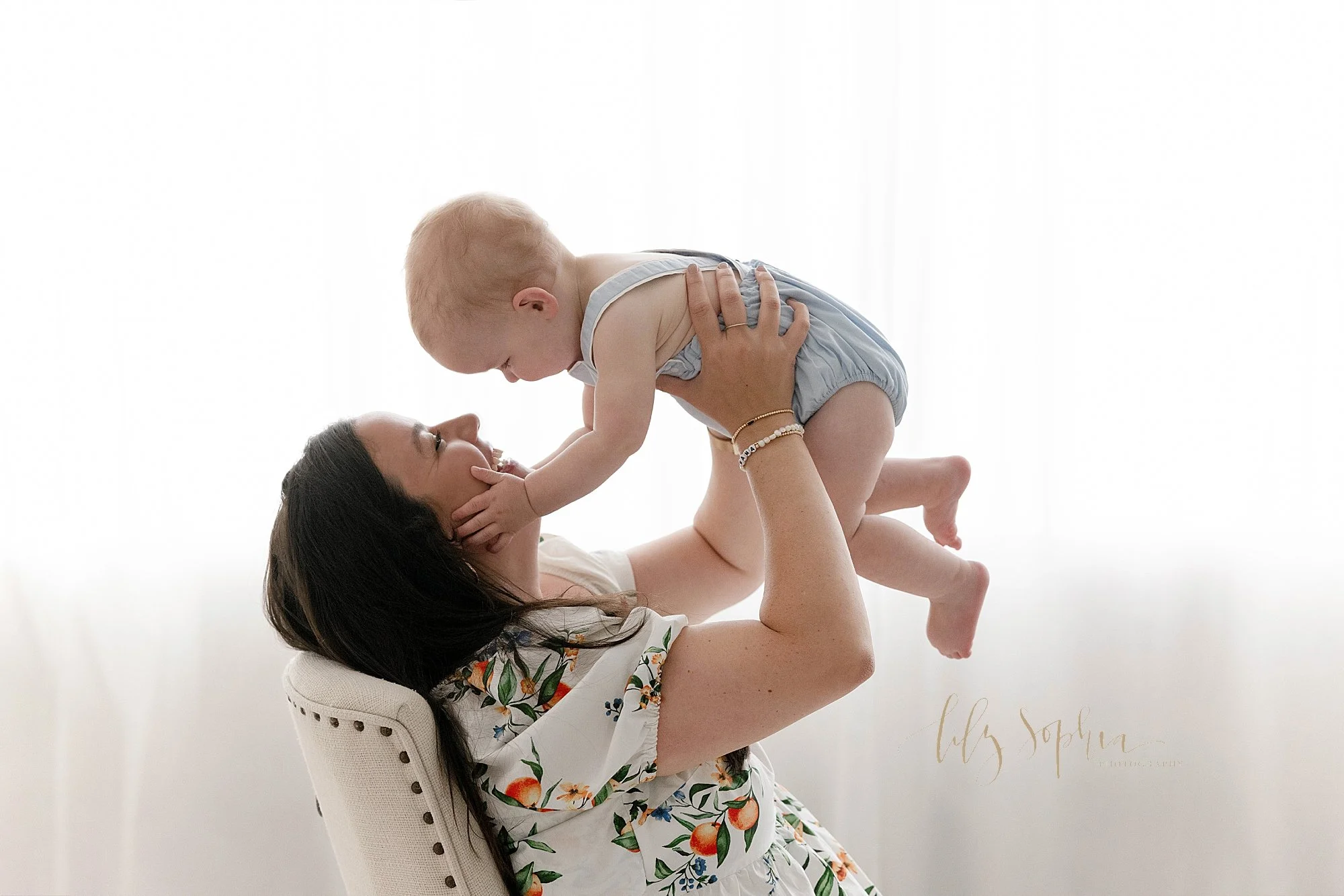 intown-atlanta-morningside-decatur-brookhaven-buckhead-natural-light-studio-portraits-family-baby-boy-first-birthday-milestone-cake-smash-photoshoot_0394.jpg