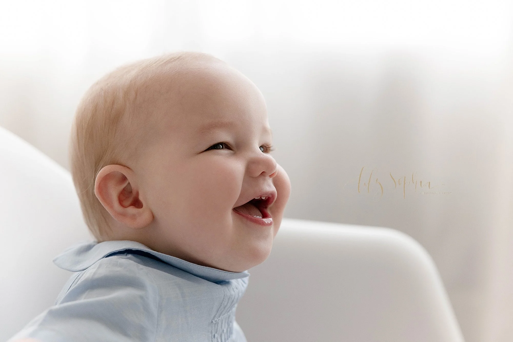 intown-atlanta-morningside-decatur-brookhaven-buckhead-natural-light-studio-portraits-family-baby-boy-first-birthday-milestone-cake-smash-photoshoot_0397.jpg