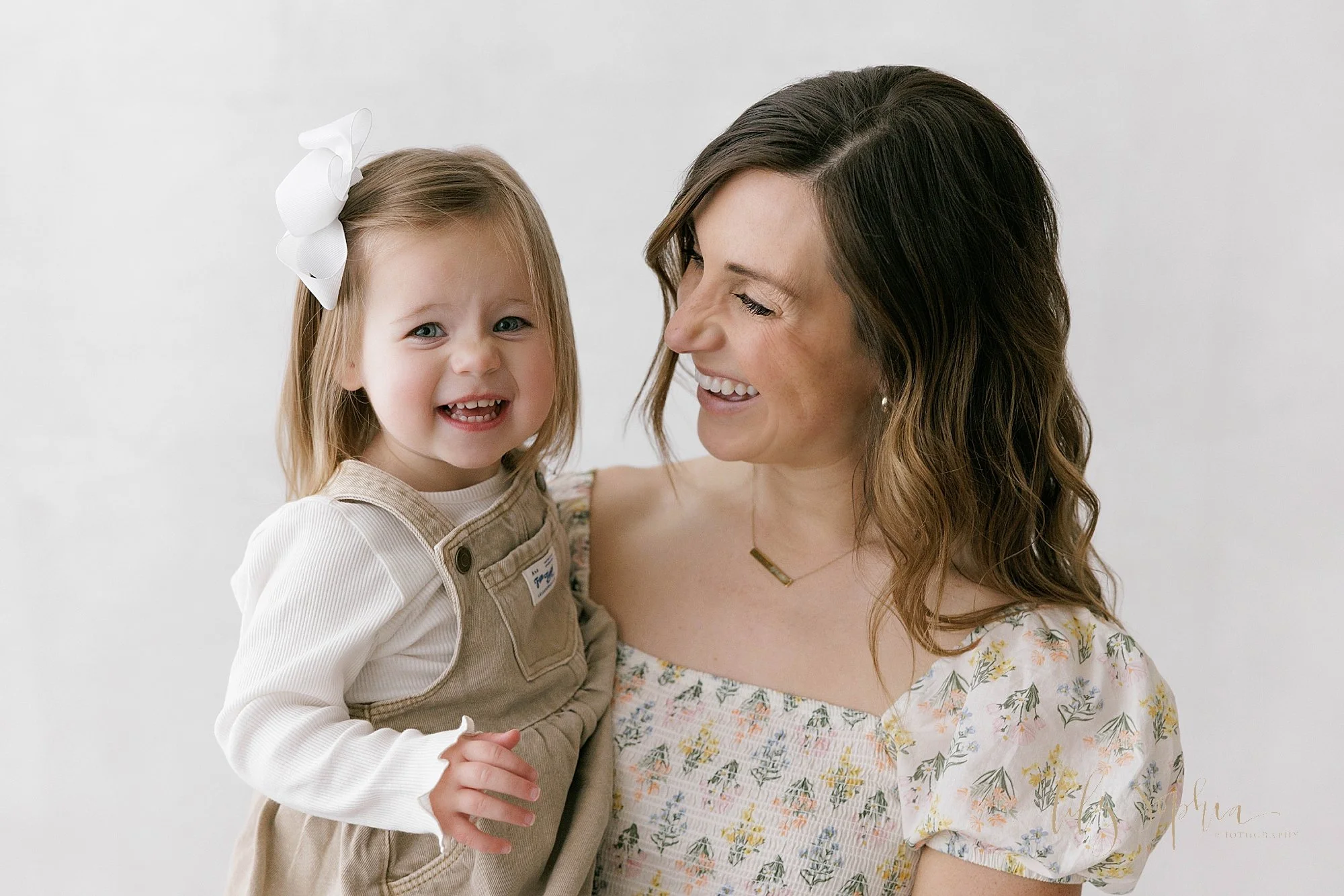 intown-atlanta-morningside-decatur-brookhaven-buckhead-natural-light-studio-portraits-family-photoshoot-toddlers_0413.jpg
