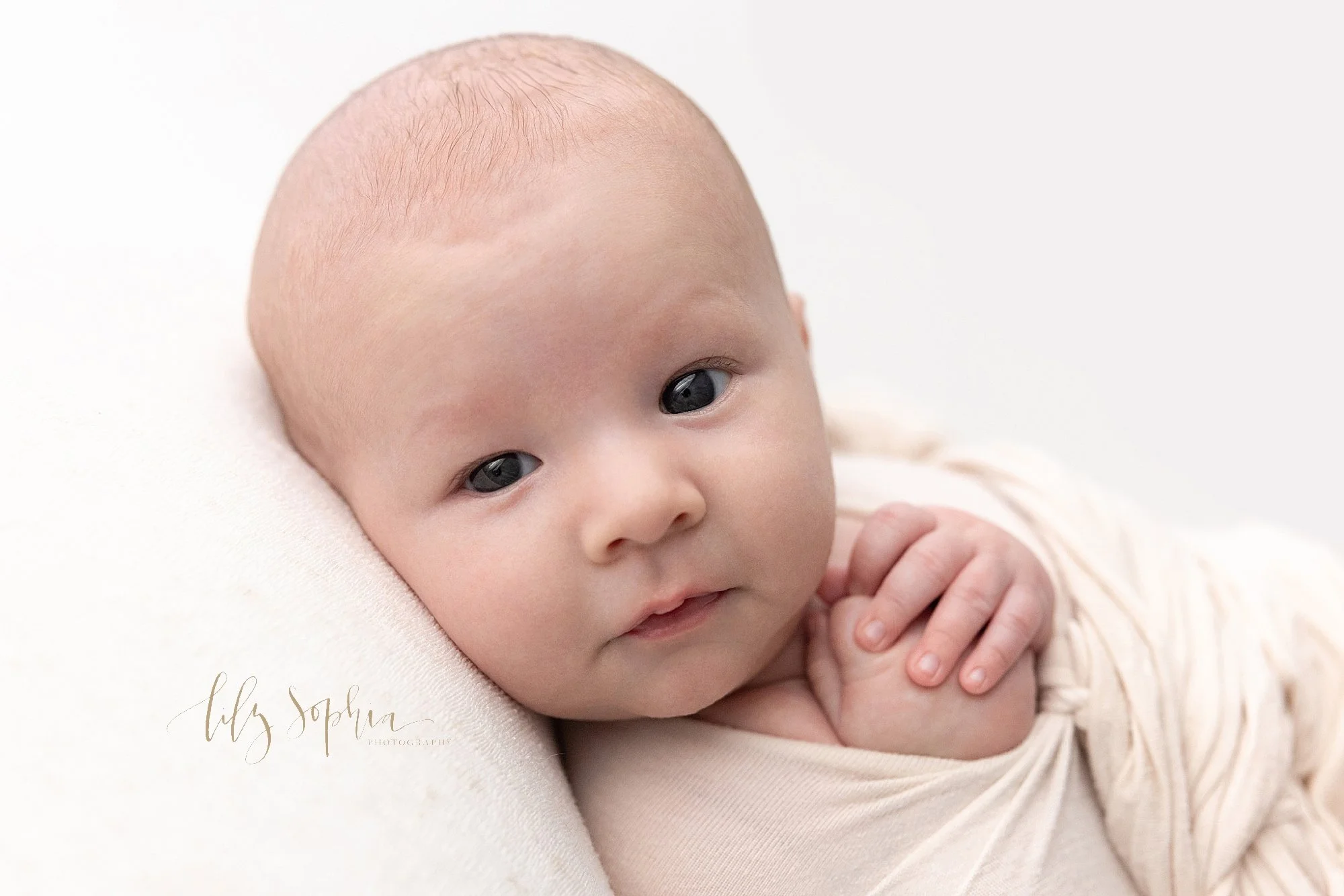 intown-atlanta-morningside-decatur-brookhaven-buckhead-natural-light-studio-newborn-portraits-baby-boy-family-photoshoot_0434.jpg