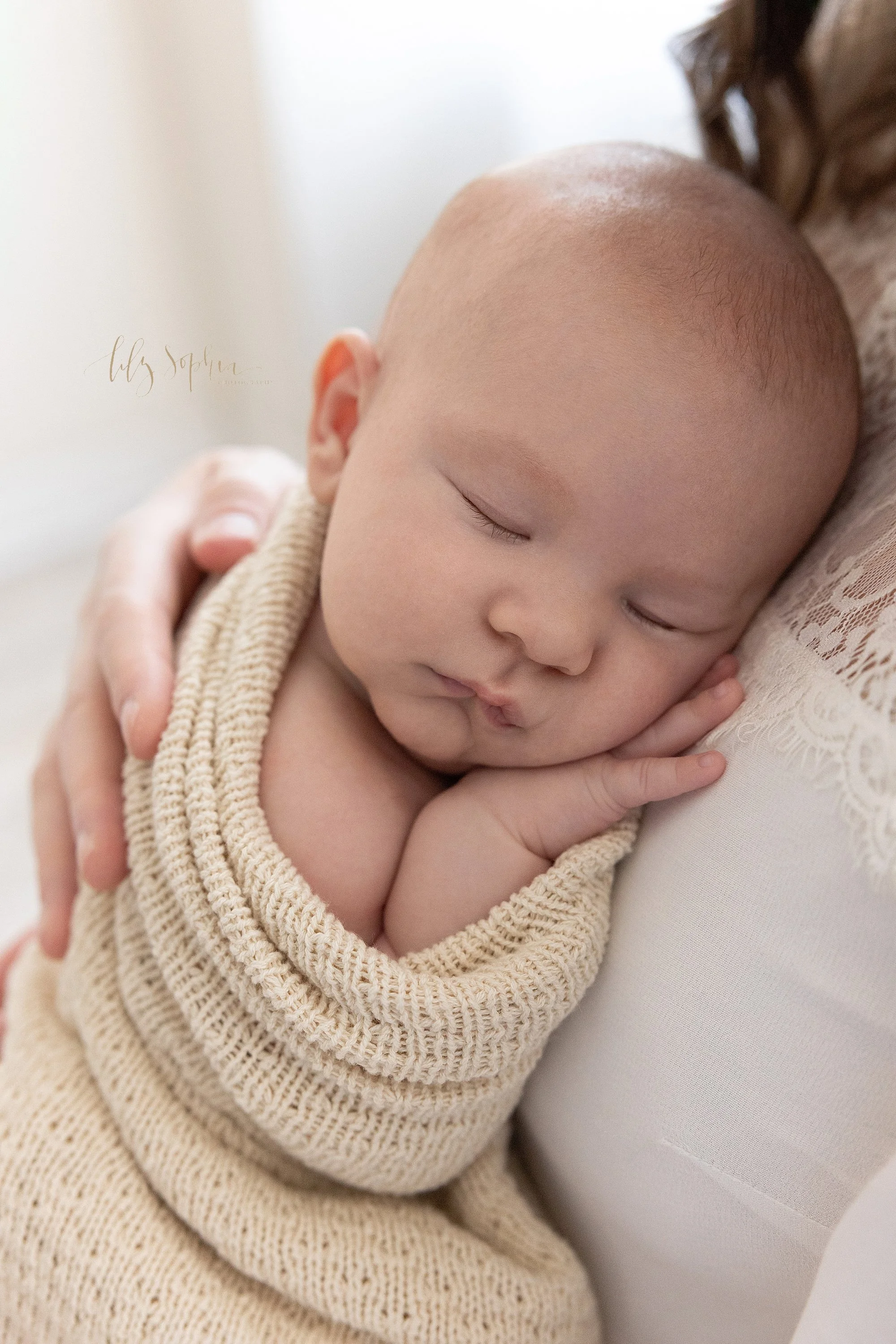 intown-atlanta-morningside-decatur-brookhaven-buckhead-natural-light-studio-newborn-portraits-baby-boy-family-photoshoot_0468.jpg